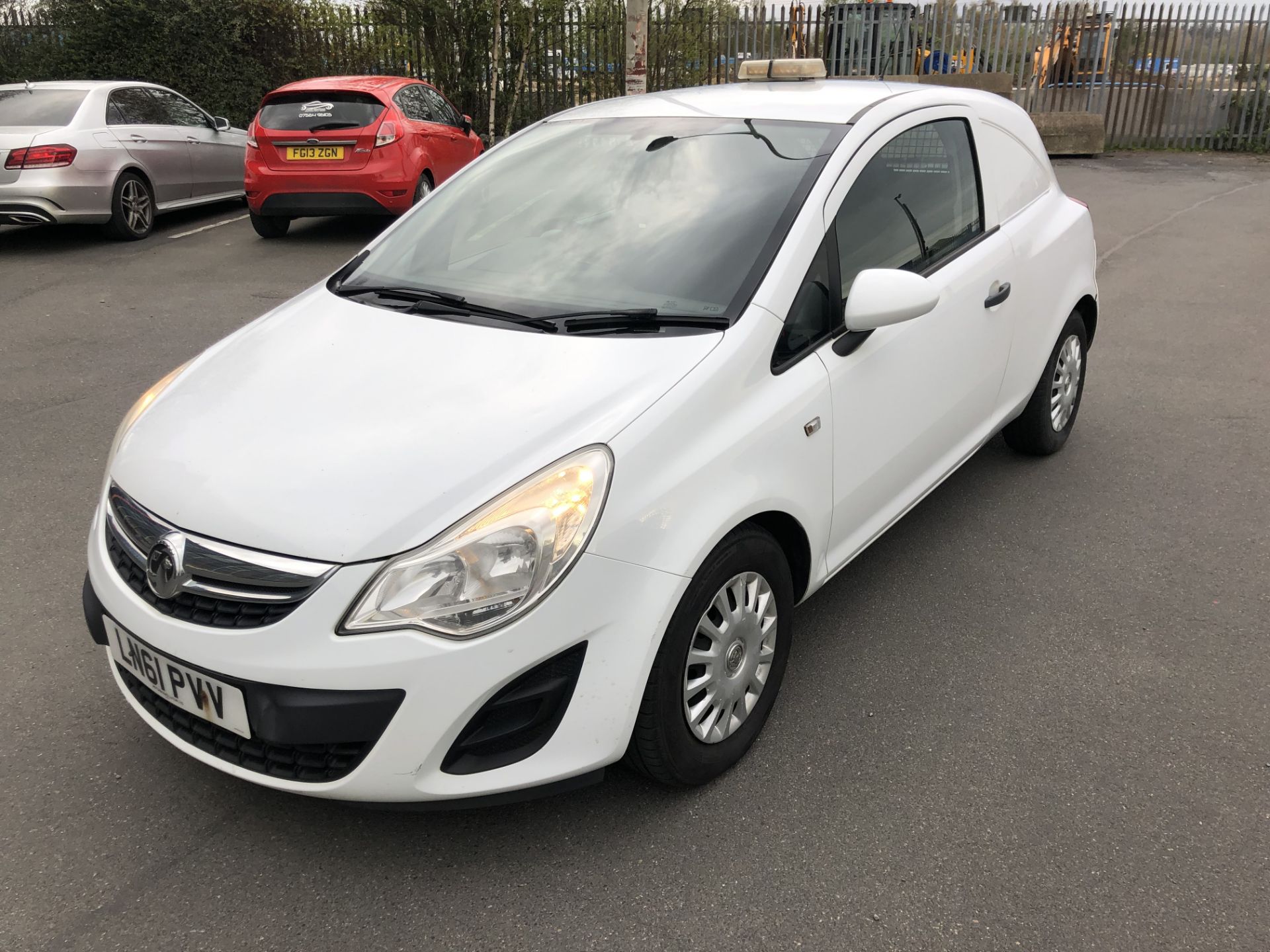 2011 VAUXHALL CORSA 1.3 CDTI ECOFLEX VAN - 154,000 MILES - 1 KEY - Image 3 of 14