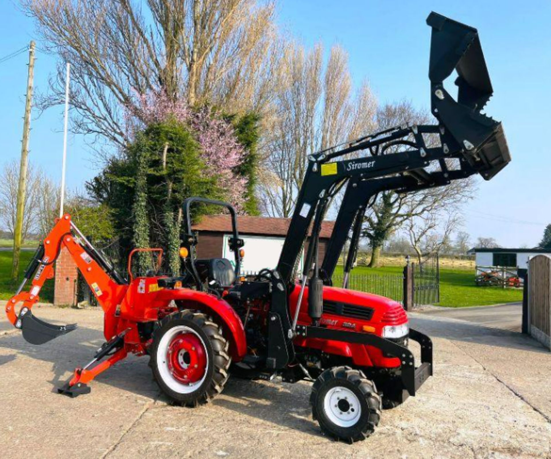 ** BRAND NEW SIROMER 304 4WD TRACTOR WITH LOADER & BACK ACTOR YEAR 2023 ** - Image 3 of 13