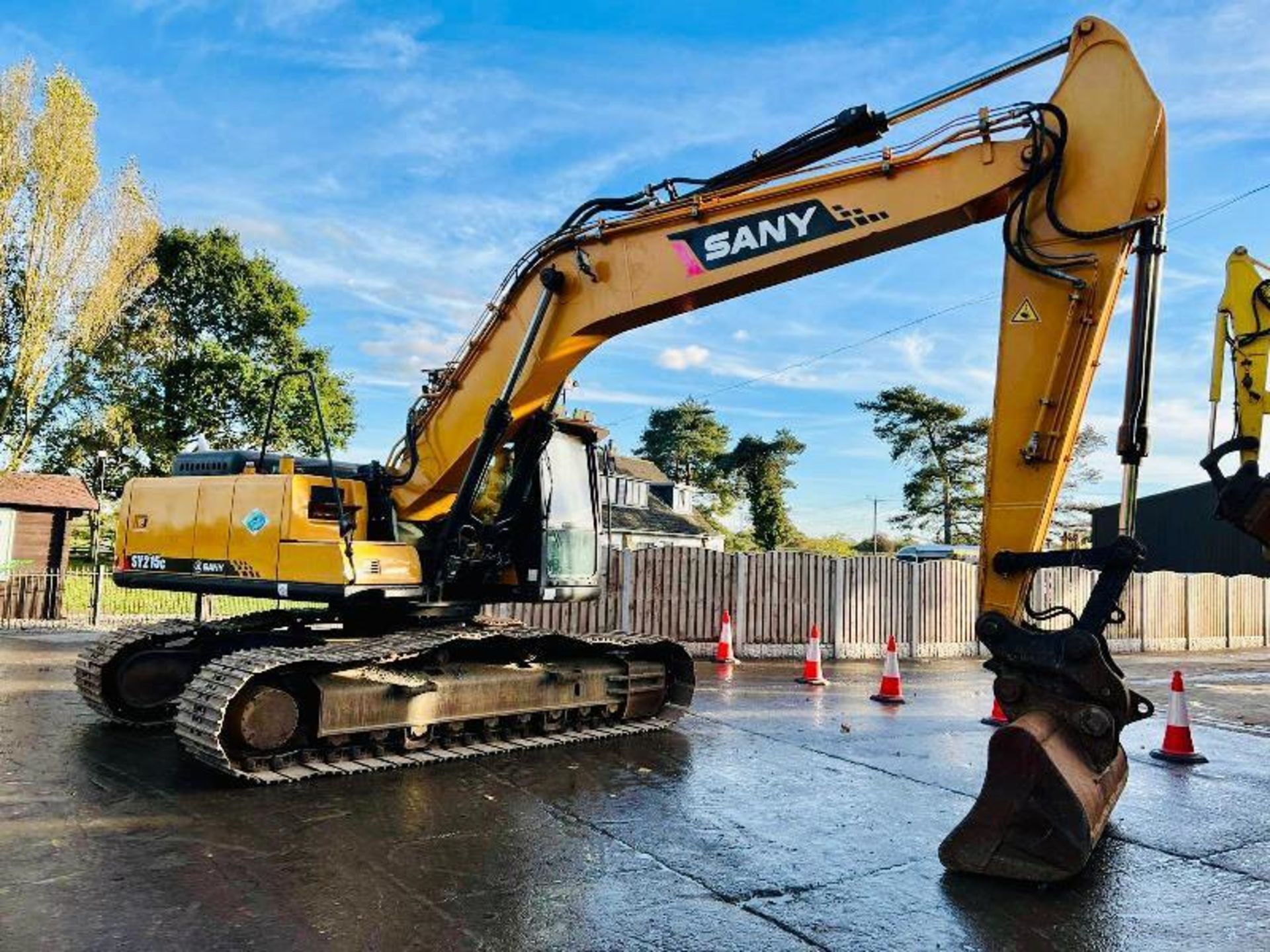 SANY SY215C TRACKED EXCAVATOR * YEAR 2015 * C/W QUICK HITCH - Image 18 of 19