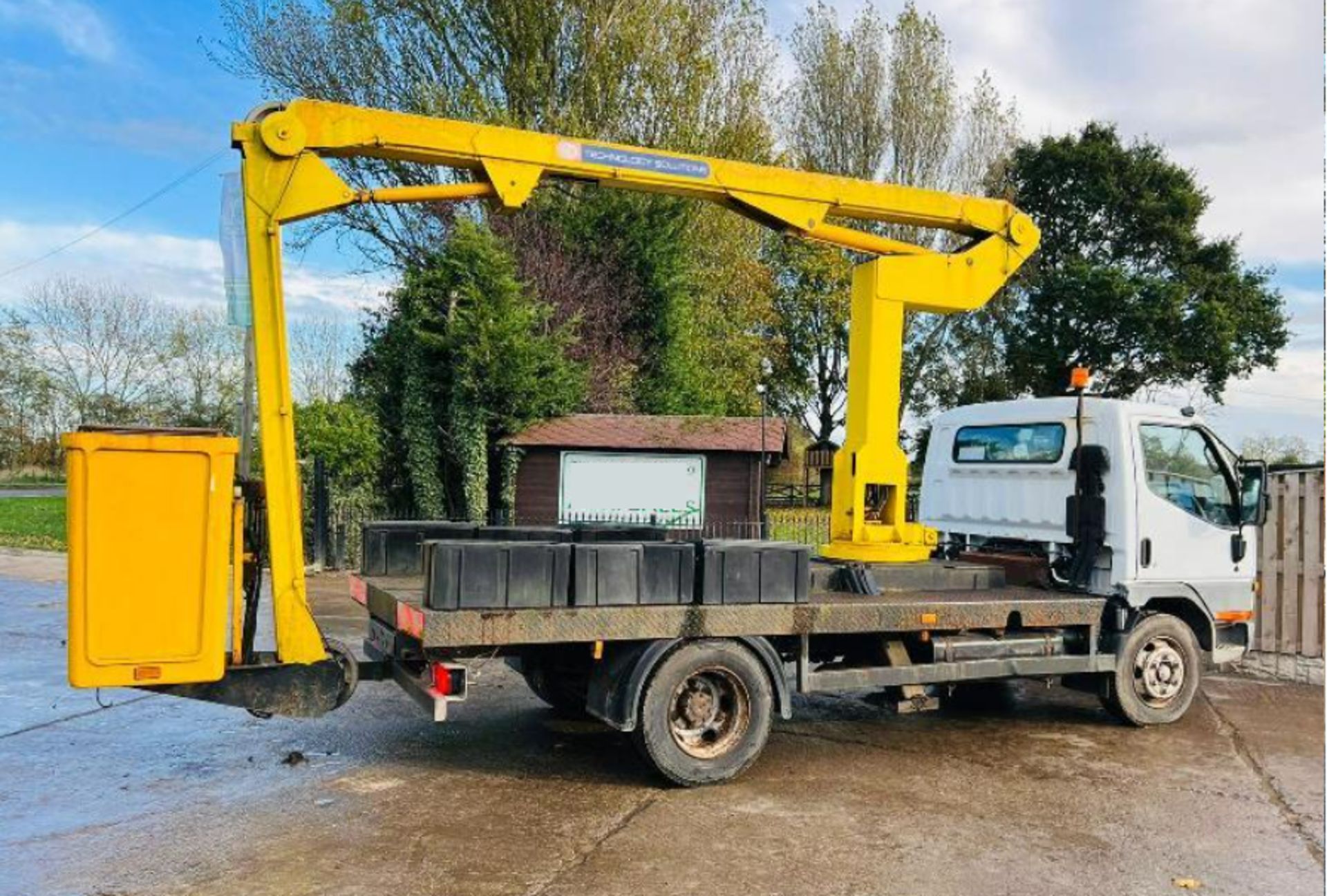 MITSUBISHI CANTER 4X2 LORRY C/W SIMON BOOM LIFT ARIEL PLATFROM - Image 9 of 14