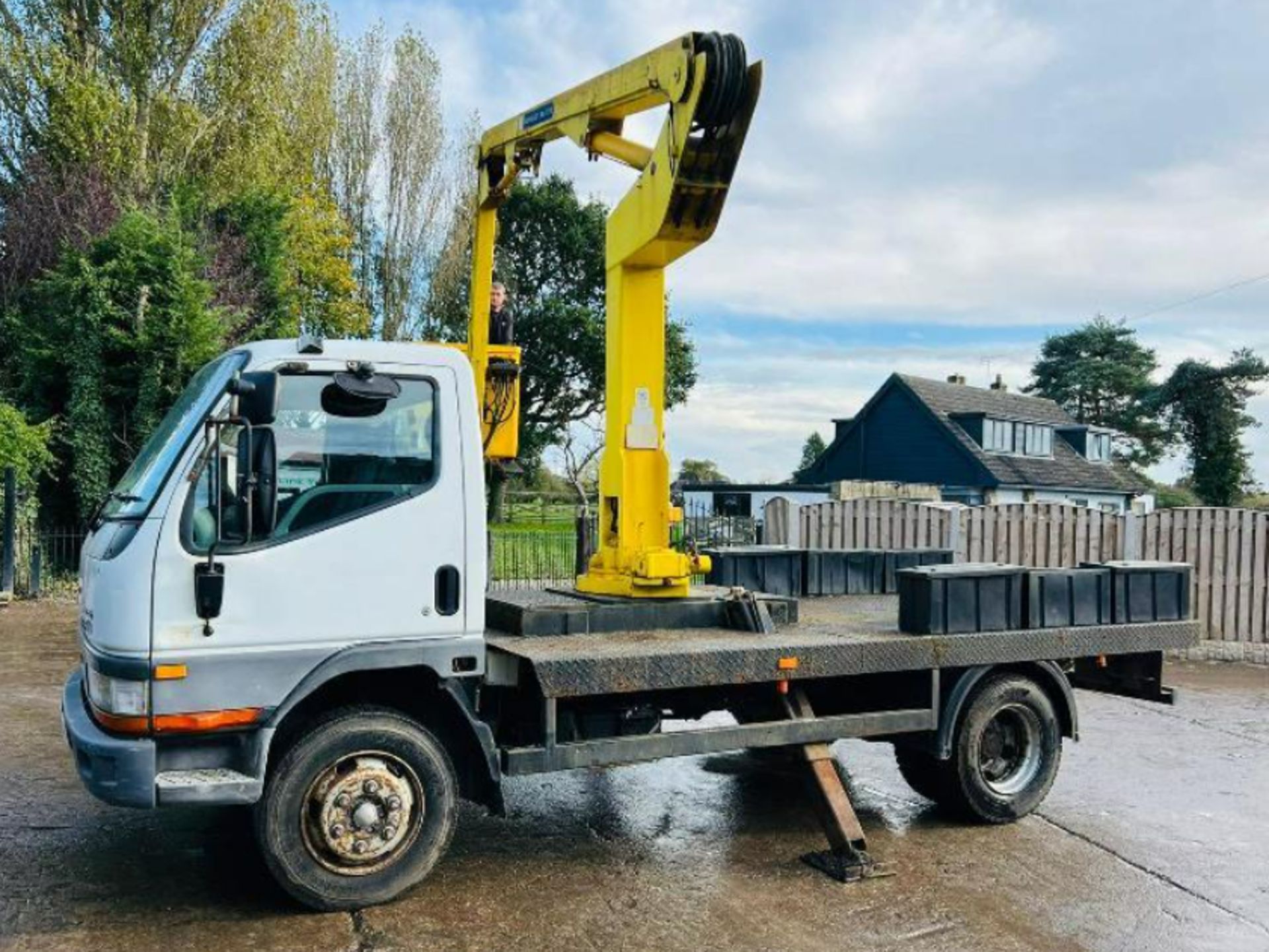 MITSUBISHI CANTER 4X2 LORRY C/W SIMON BOOM LIFT ARIEL PLATFROM - Image 7 of 14