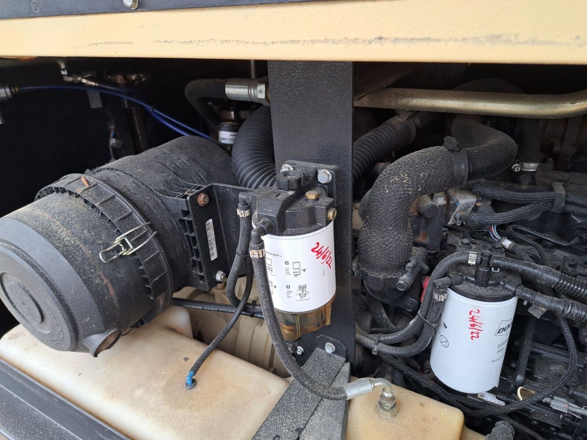 DOOSAN COMPRESSOR 7/72 PORTABLE COMPRESSOR 260CFM - Image 8 of 9