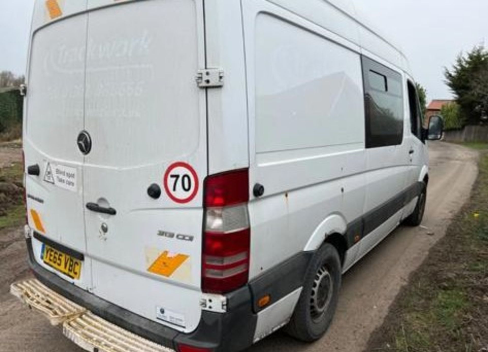 2015 MERCEDES SPRINTER WELFARE VAN - POTENTIAL CAMPER CONVERSION -177K FULL SERVICE HISTORY - 2 KEY. - Image 7 of 12