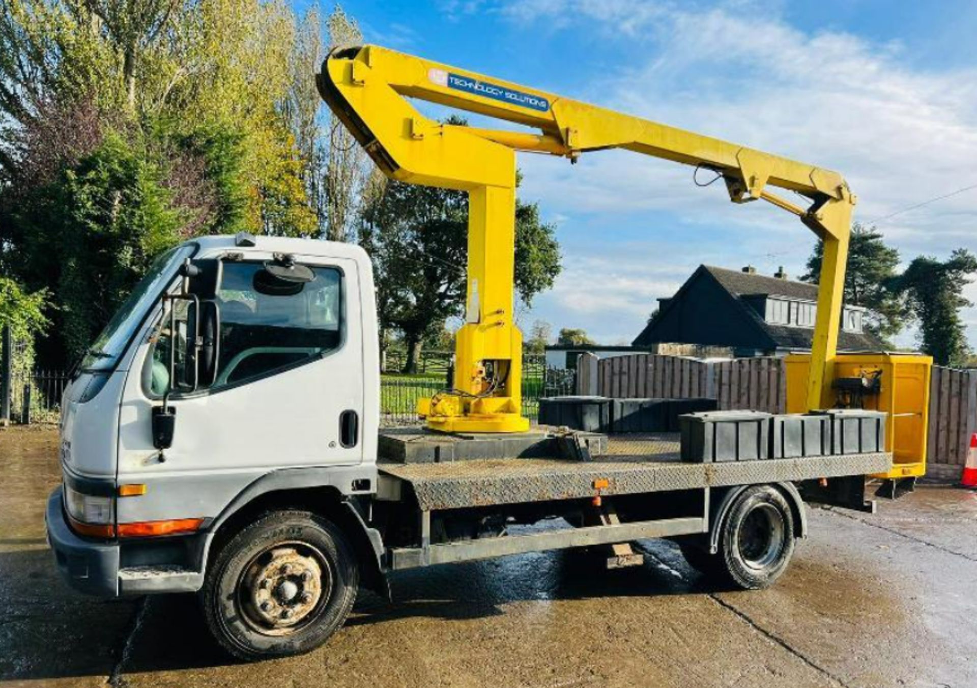 MITSUBISHI CANTER 4X2 LORRY C/W SIMON BOOM LIFT ARIEL PLATFROM - Image 5 of 14