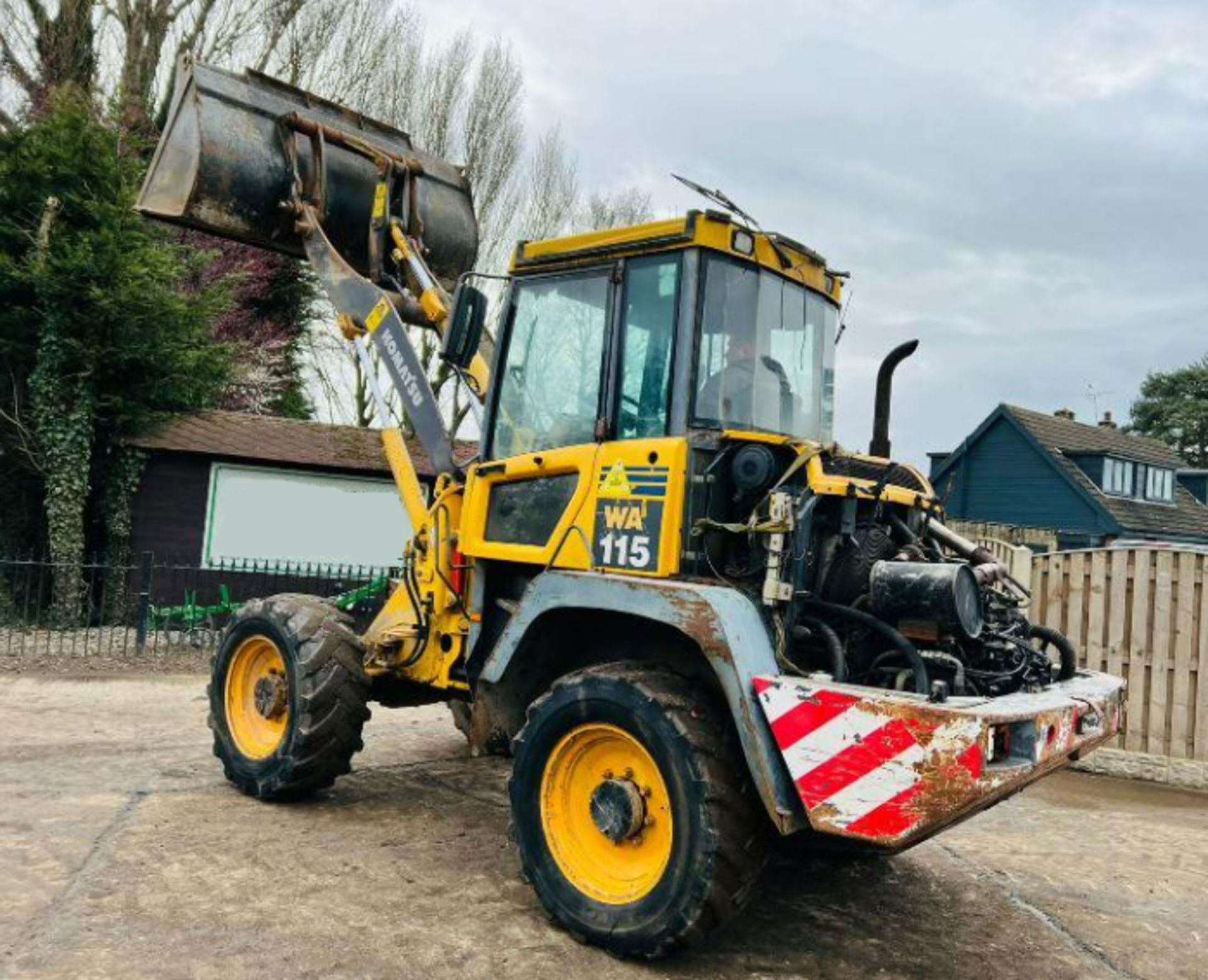 KOMATSU WA115 4WD LOADING SHOVEL * 5759 HOURS * C/W BUCKET. - Image 8 of 12