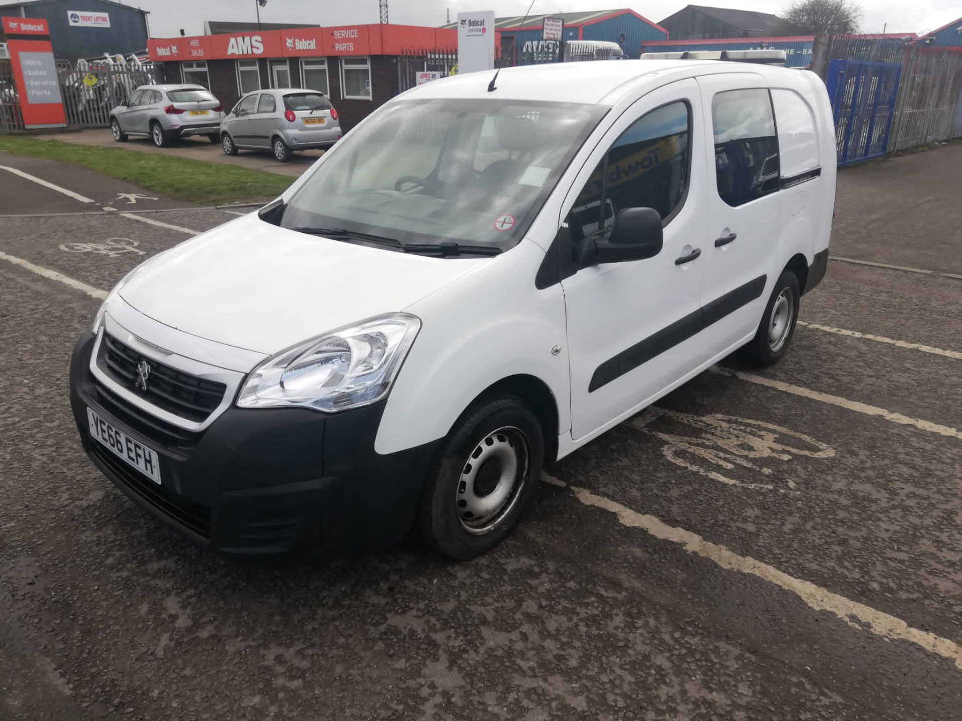 2016 66 PEUGEOT PARTNER CREW VAN - 5 SEATS - EURO 6 - 91K MILES - 1 COUNCIL OWNER - YE66 EFH - Image 3 of 11