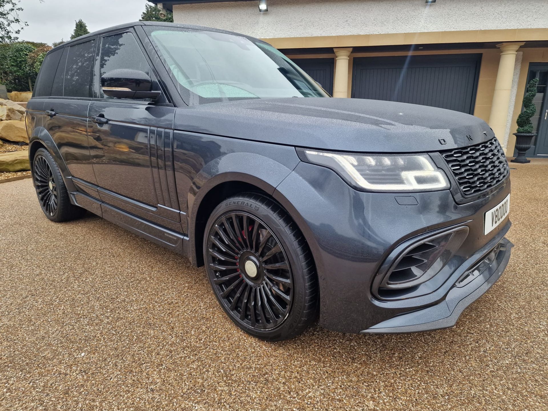 2018/68 RANGE ROVER SV AUTOBIOGRAPHY DYN V8 SC AUTO - £40K WORTH OF ONYX BODY KIT AND CONVERSION - Image 2 of 77