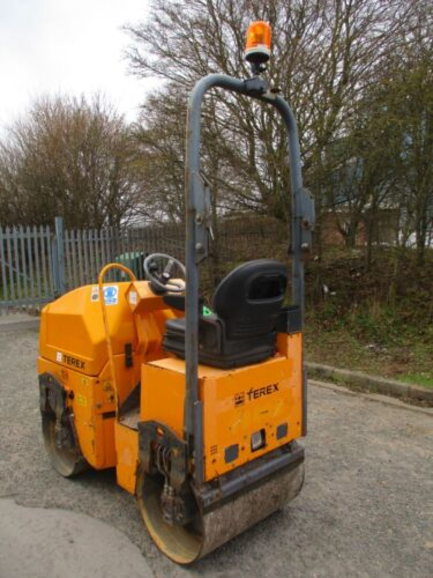 2011 TEREX TV800 VIBRATING ROLLER BOMAG BENFORD 80 RIDE ON DELIVERY 741 HOURS - Image 5 of 10