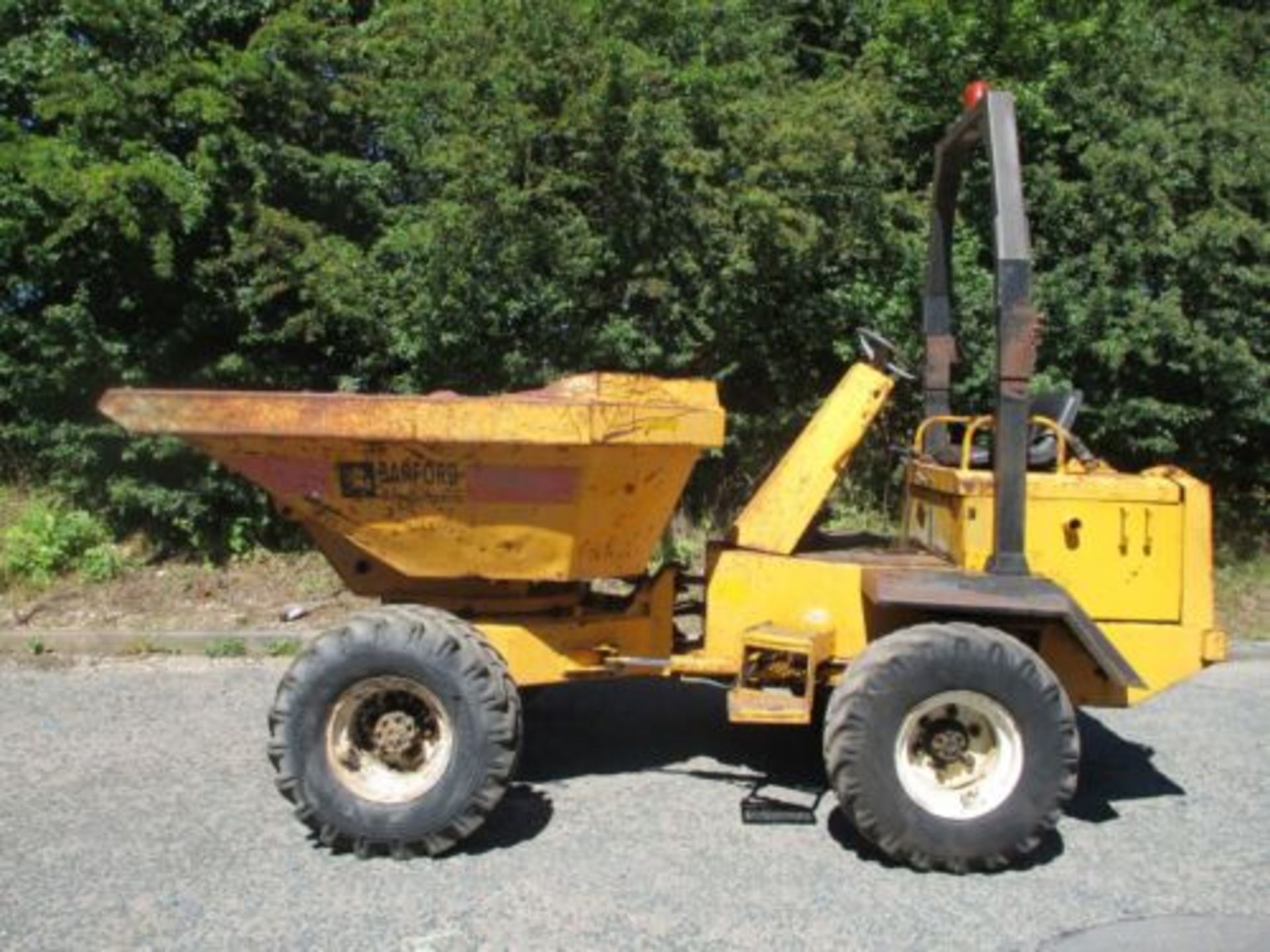 BARFORD SXR3000 3 TON SWIVEL SKIP DUMPER TEREX BENFORD DELIVERY THWAITES - Image 9 of 10