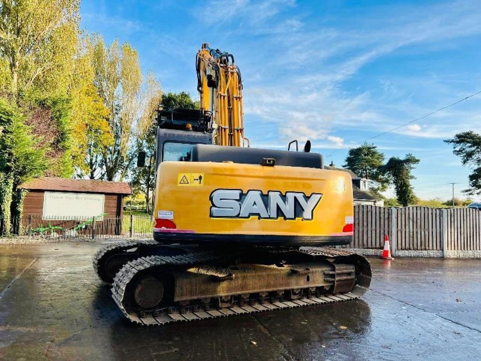 SANY SY215C TRACKED EXCAVATOR * YEAR 2015 * C/W QUICK HITCH - Image 10 of 19