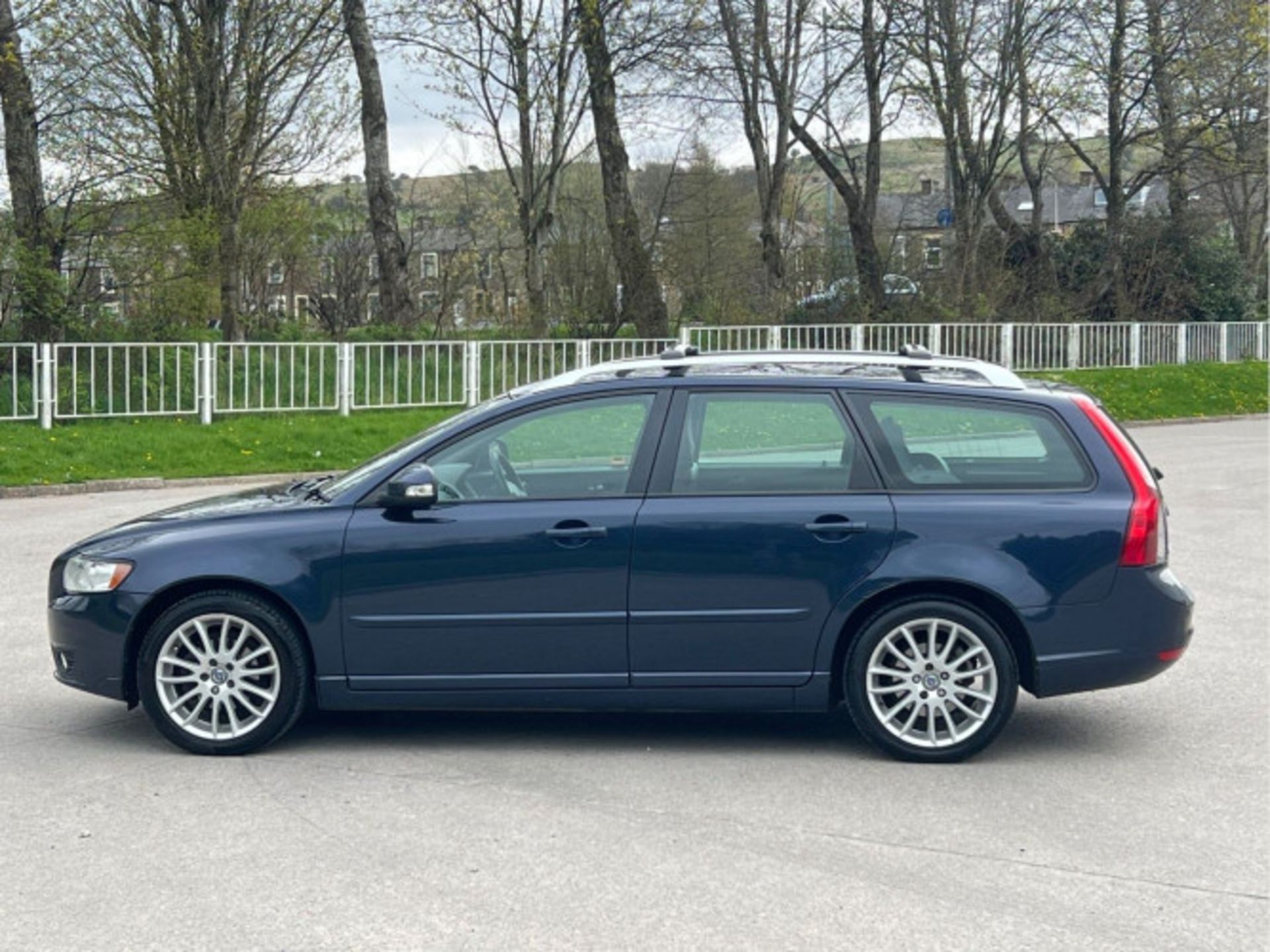 VOLVO V50 1.6D DRIVE SE LUX EDITION EURO 5 (S/S) 5DR (2012) - Image 78 of 88