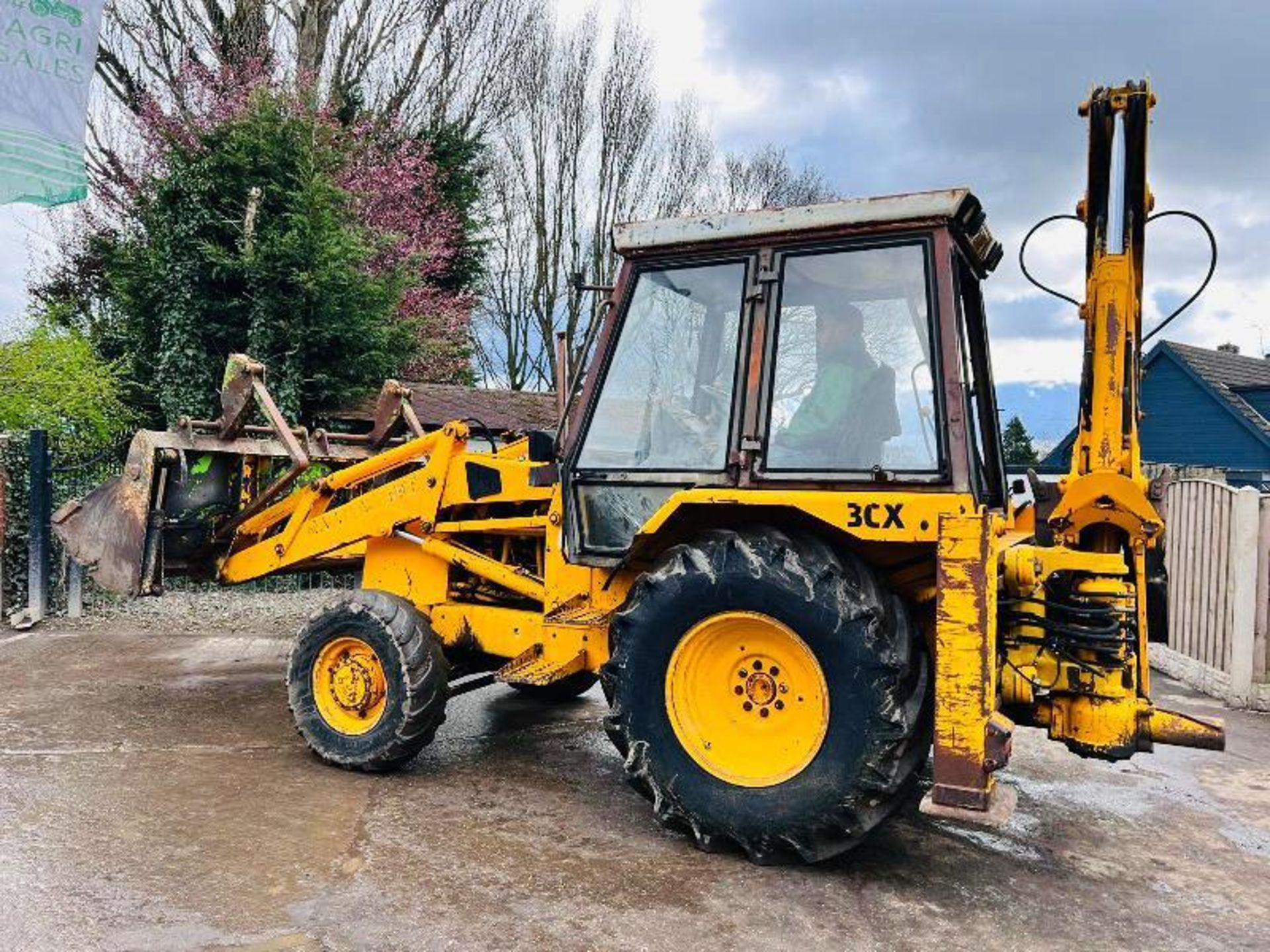 JCB 3CX PROJECT 7 4WD BACKHOE DIGGER C/W EXTENDING DIG - Image 7 of 18