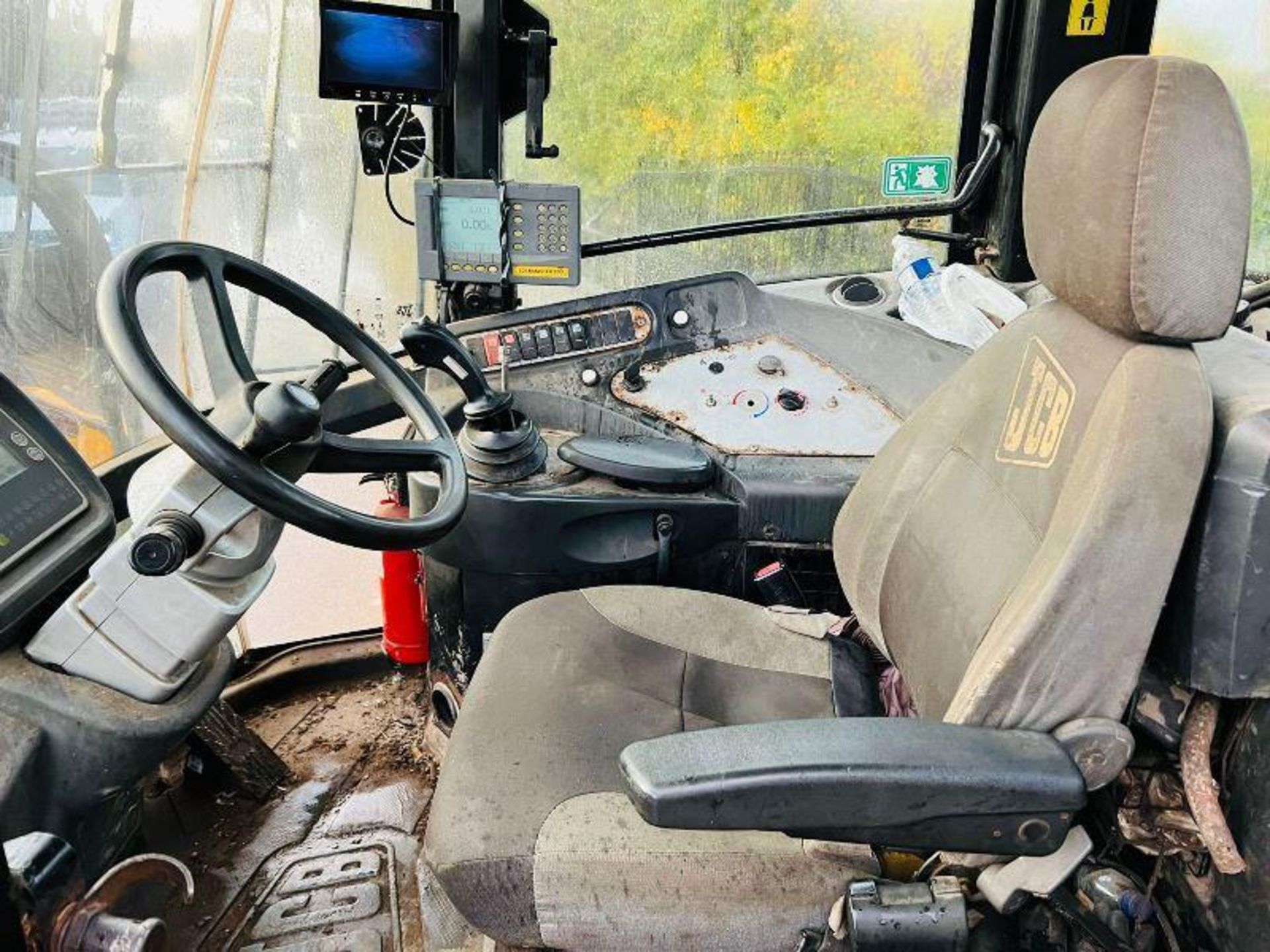 JCB 436E 4WD LOADING SHOVEL * YEAR 2010 * C/W TIP TOE BUCKET - Image 6 of 17