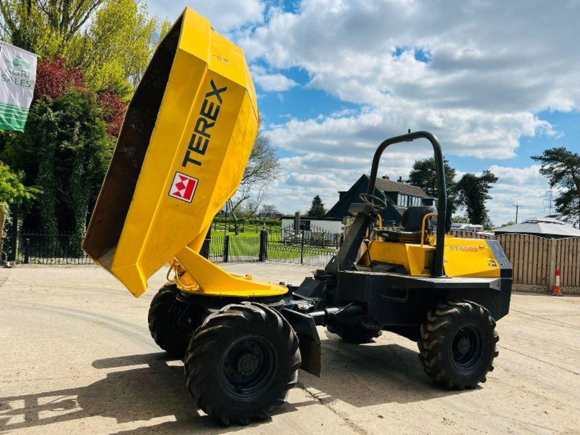 TEREX PT6000 4WD SWIVEL TIP DUMPER C/W ROLE BAR - Image 17 of 19