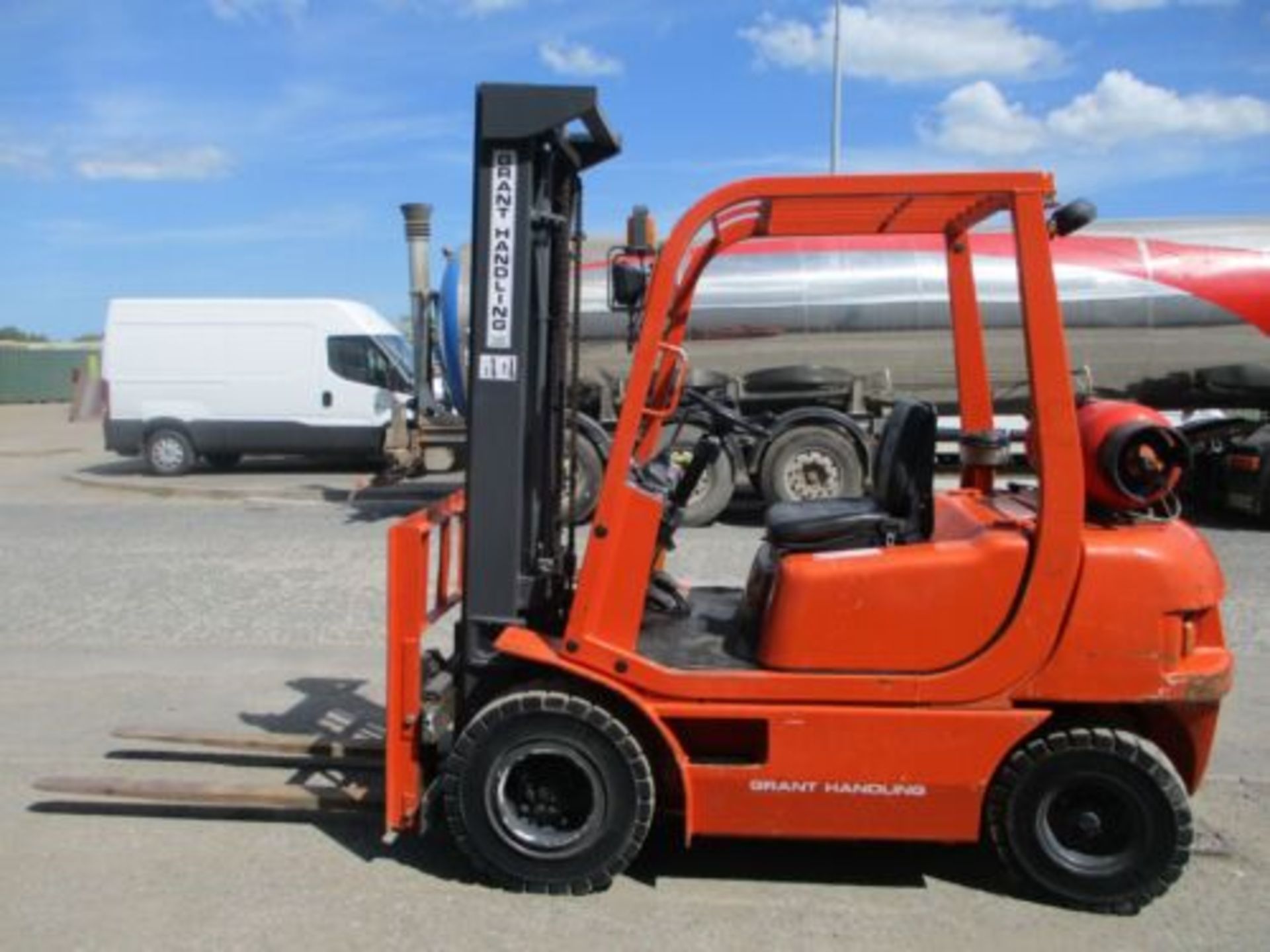 SAMUK SF25 FORK LIFT FORKLIFT TRUCK STACKER 2.5 TON SIDESHIFT DELIVERY - Image 3 of 11