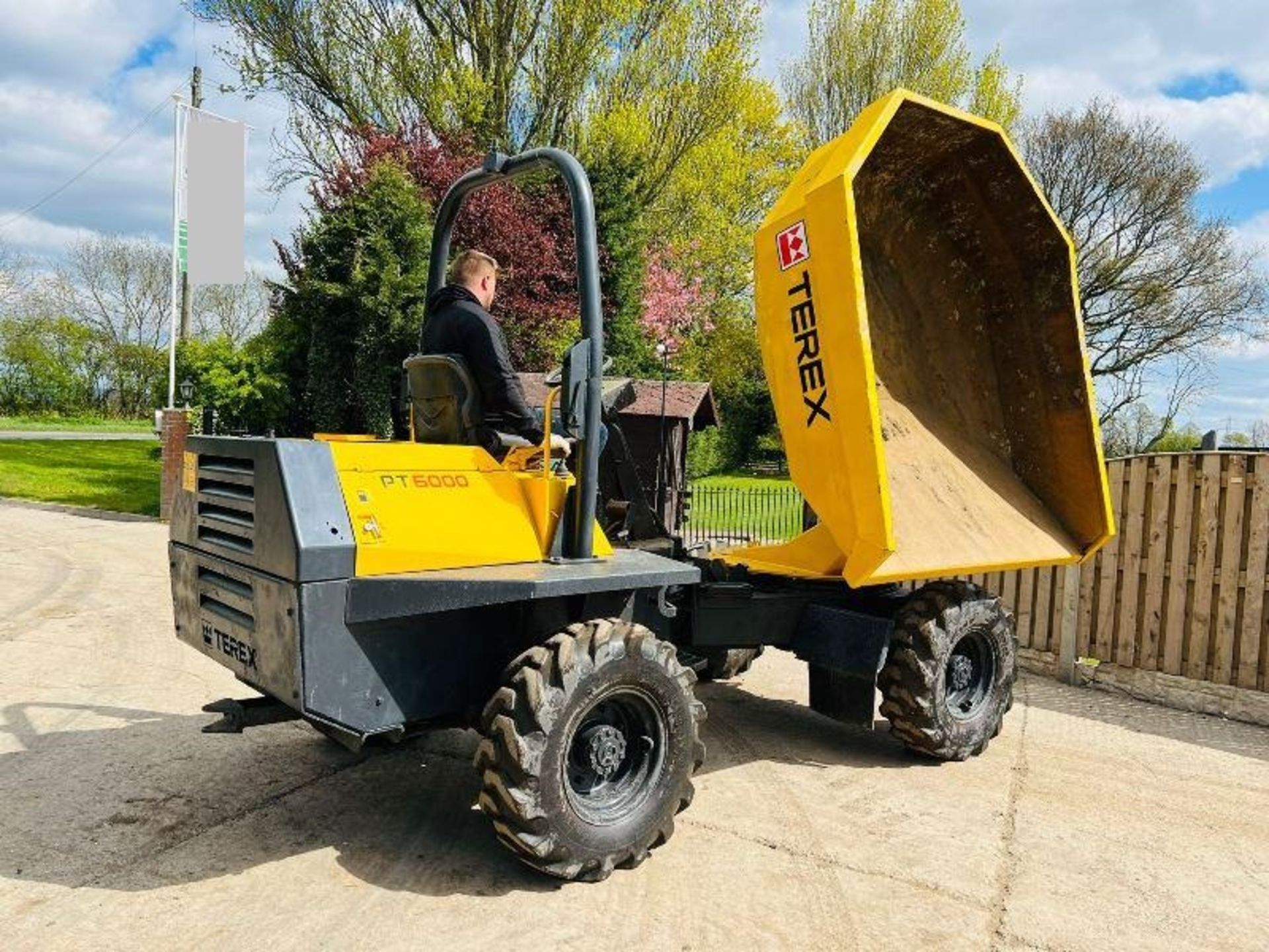 TEREX PT6000 4WD SWIVEL TIP DUMPER C/W ROLE BAR - Image 5 of 19