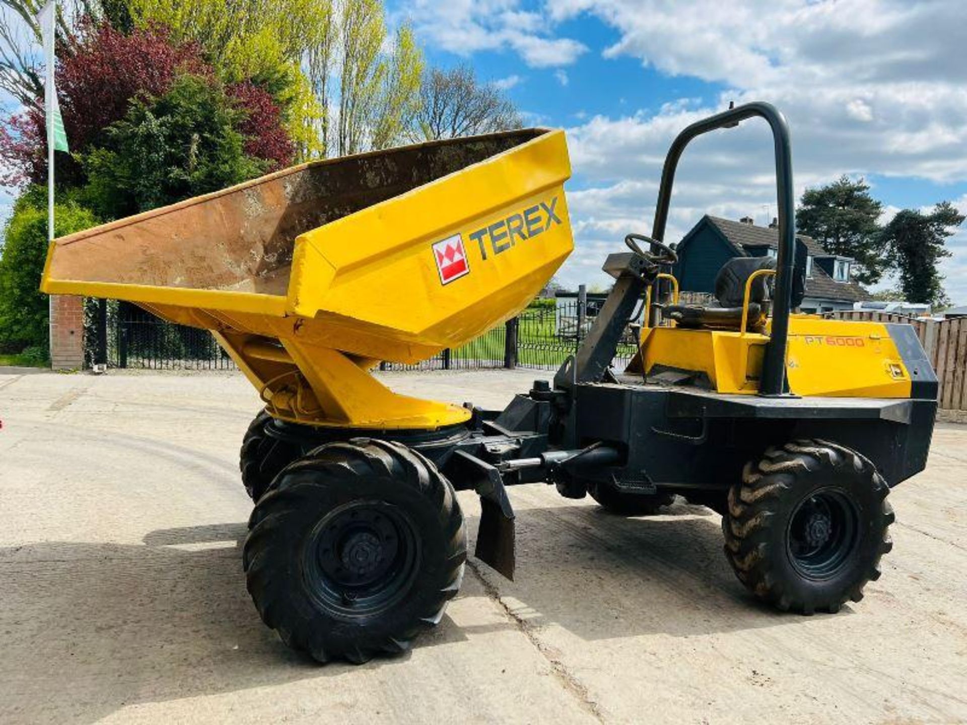 TEREX PT6000 4WD SWIVEL TIP DUMPER C/W ROLE BAR - Image 8 of 19