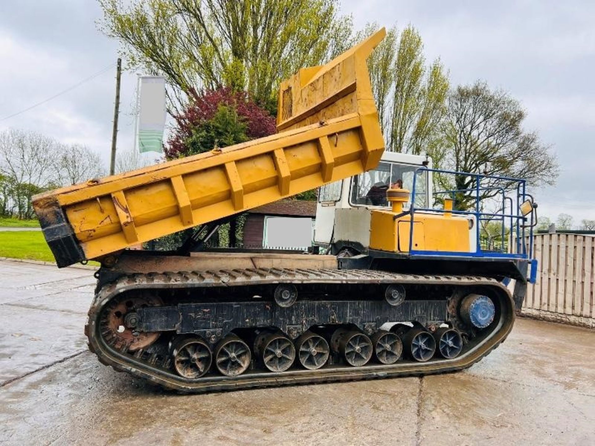 YANMAR C120R TRACKED DUMPER C/W AC CABIN - Image 16 of 17