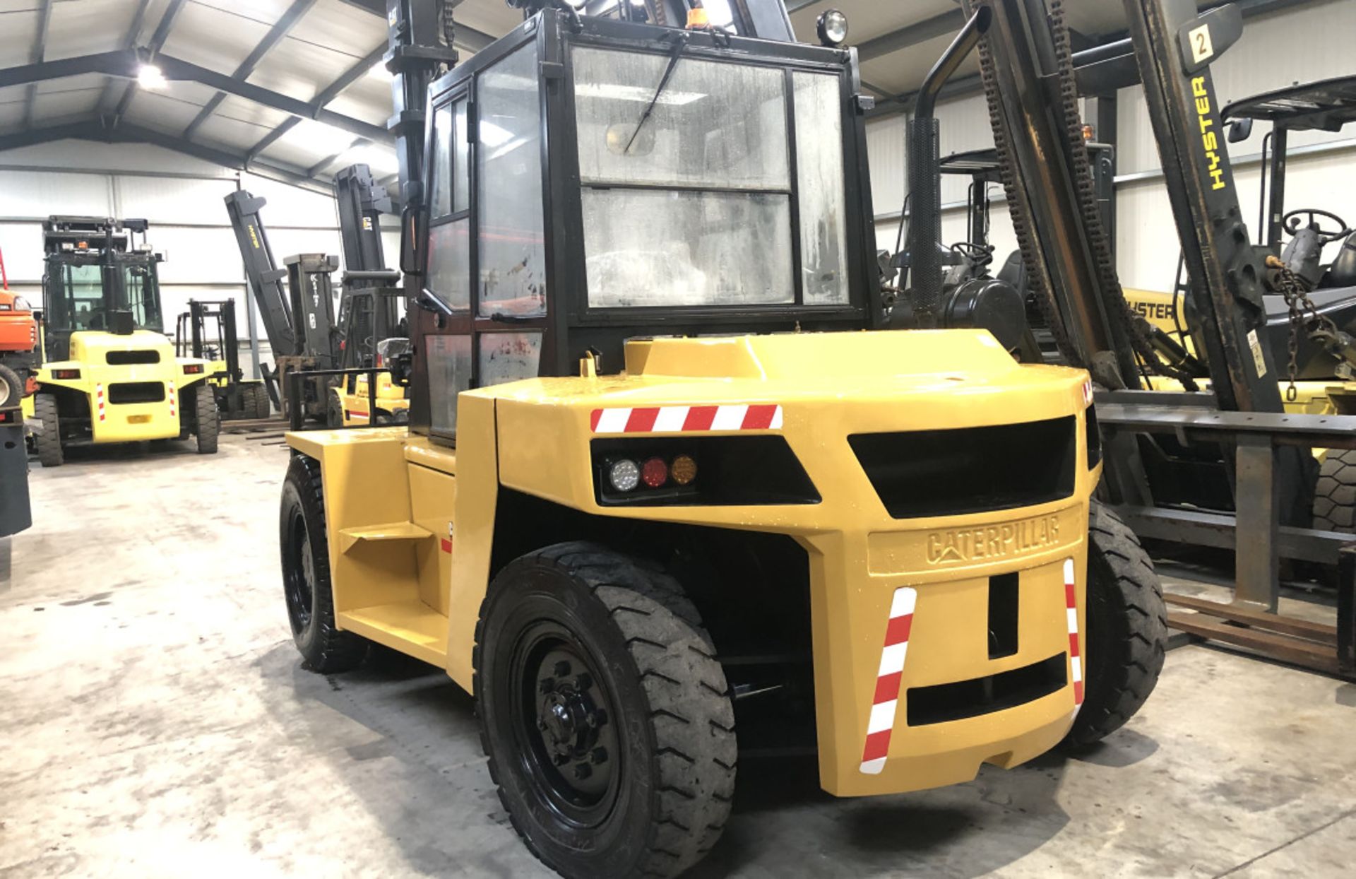 CAT DP 90 (9.5 TON) DIESEL FORKLIFT - Image 5 of 13