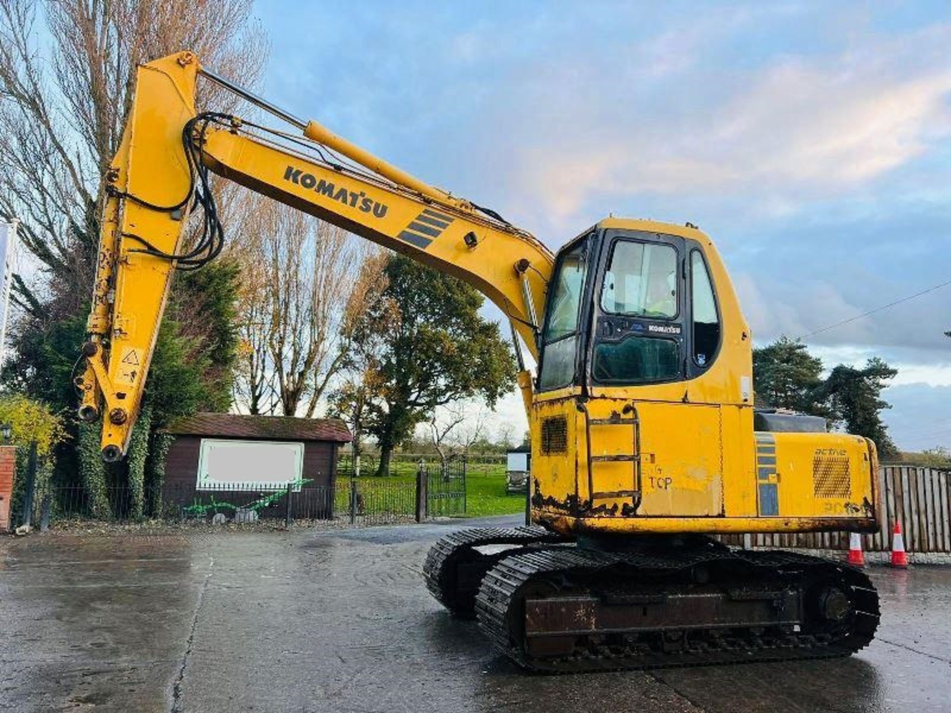 KOMATSU PC160-6K HIGH RISED CABIN EXCAVATOR C/W TURBO - Image 11 of 12