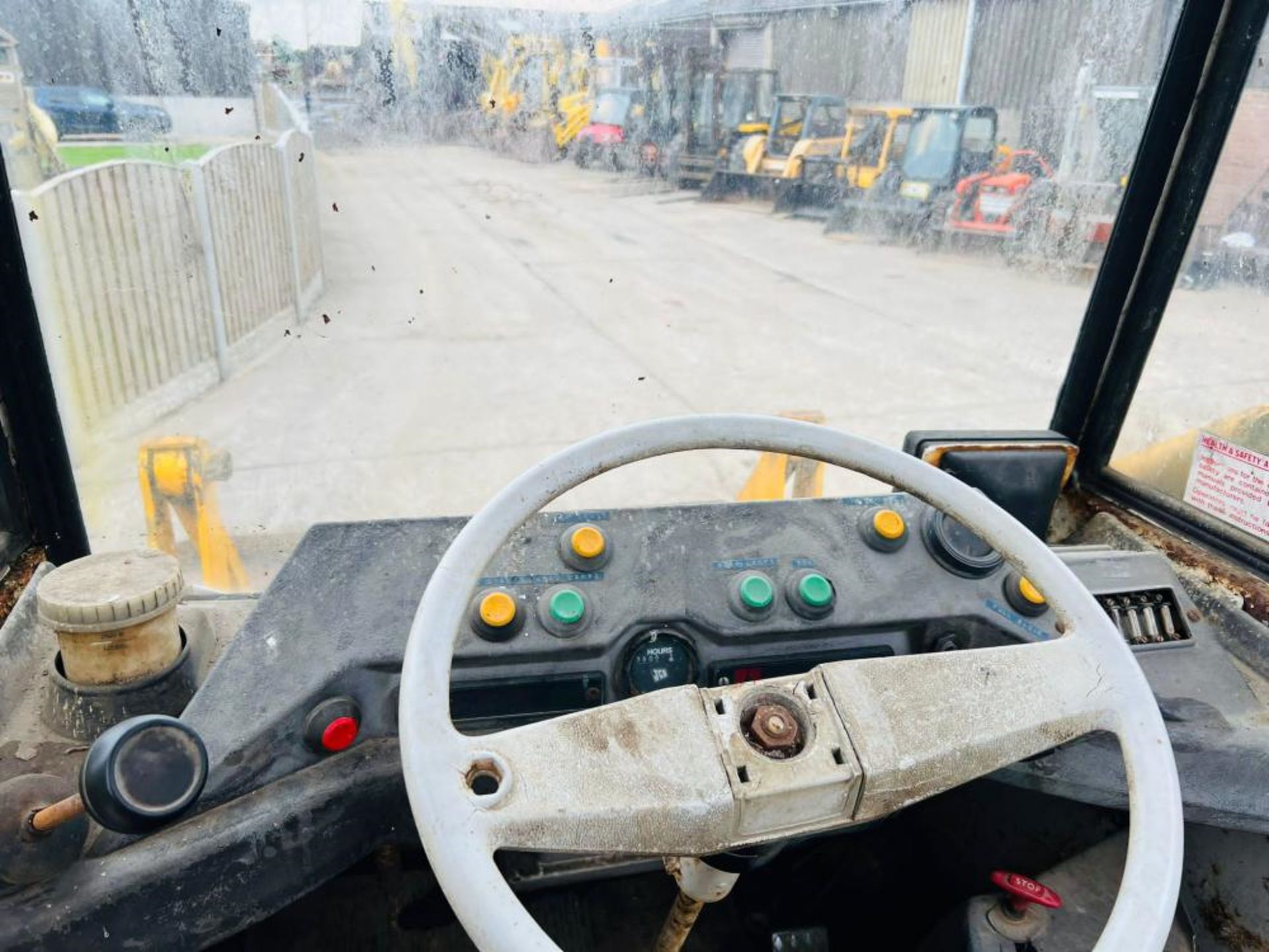 JCB 410 4WD LOADING SHOVEL C/W BUCKET - Bild 7 aus 14