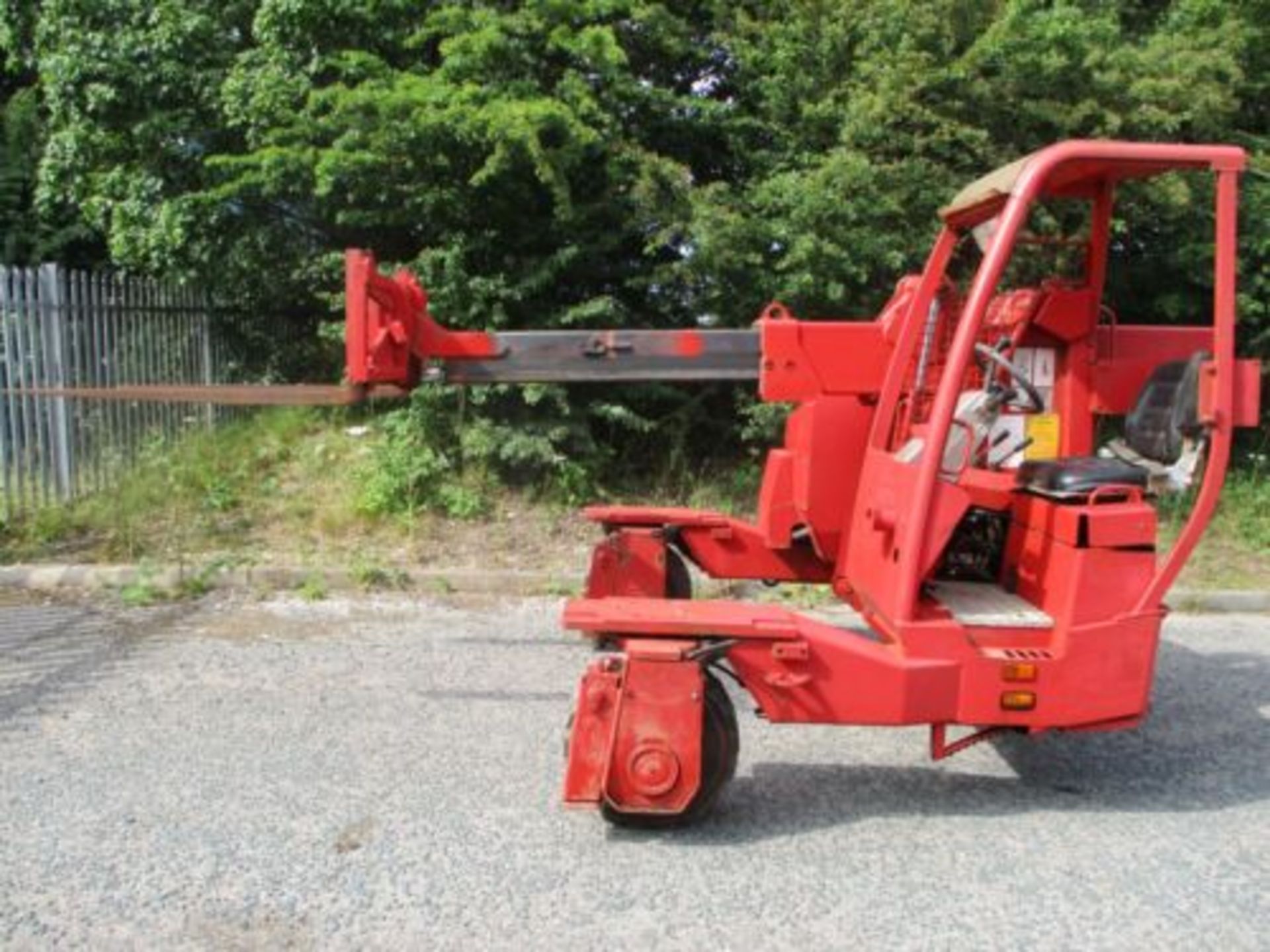 MANITOU TMT MOFFETT MOUNTY FORK LIFT FORKLIFT 4 WAY SIDE LOADER COMBI LIFT TRUCK - Image 6 of 12