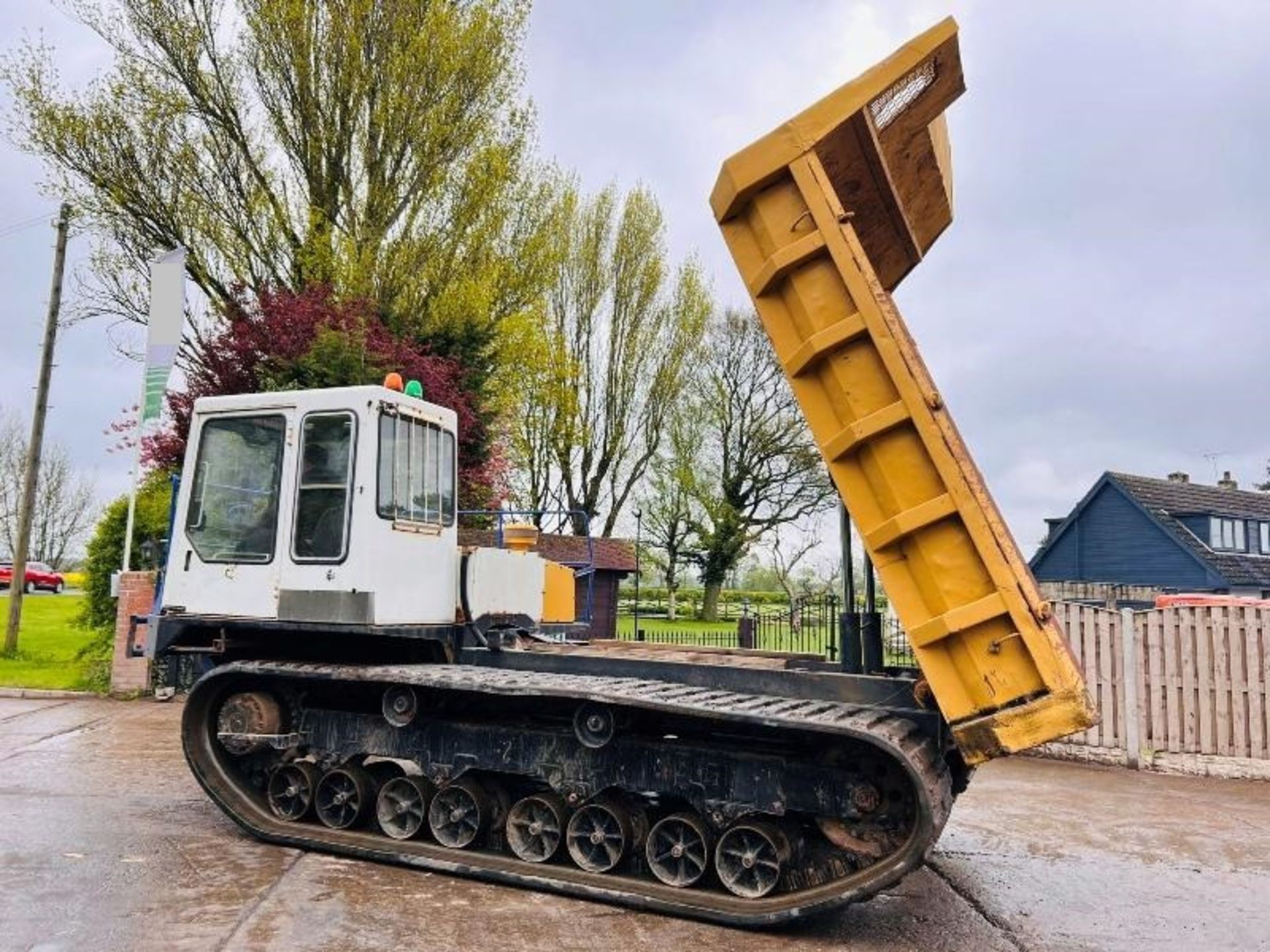 YANMAR C120R TRACKED DUMPER C/W AC CABIN - Image 7 of 17