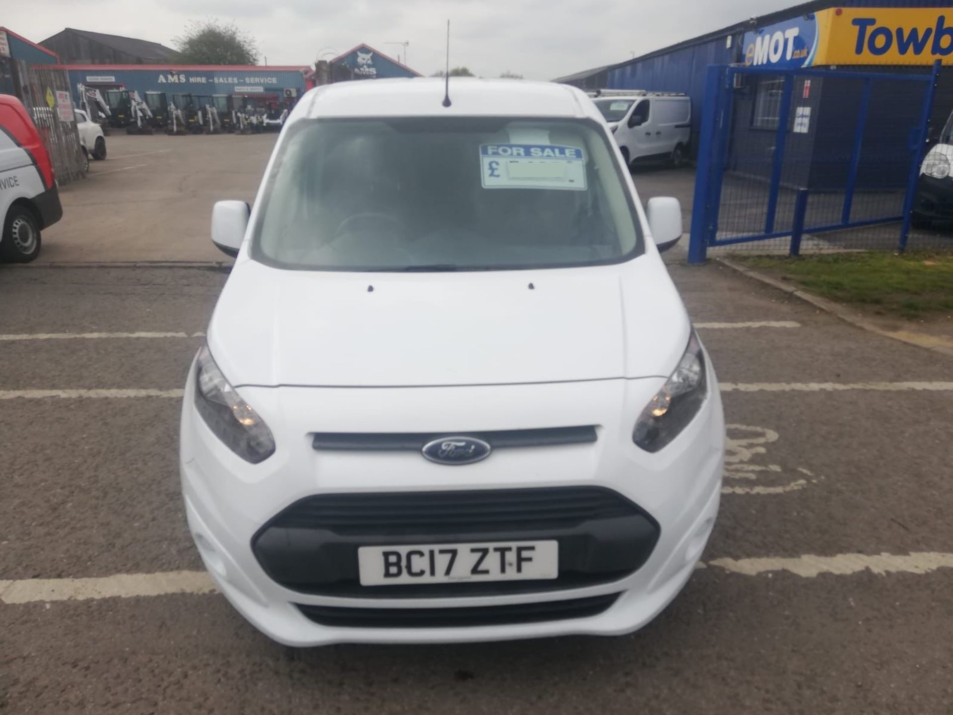 2017 17 FORD TRANSIT CONNECT PANEL VAN - EURO 6 - 145K MILES - PLY LINED. - Image 3 of 10