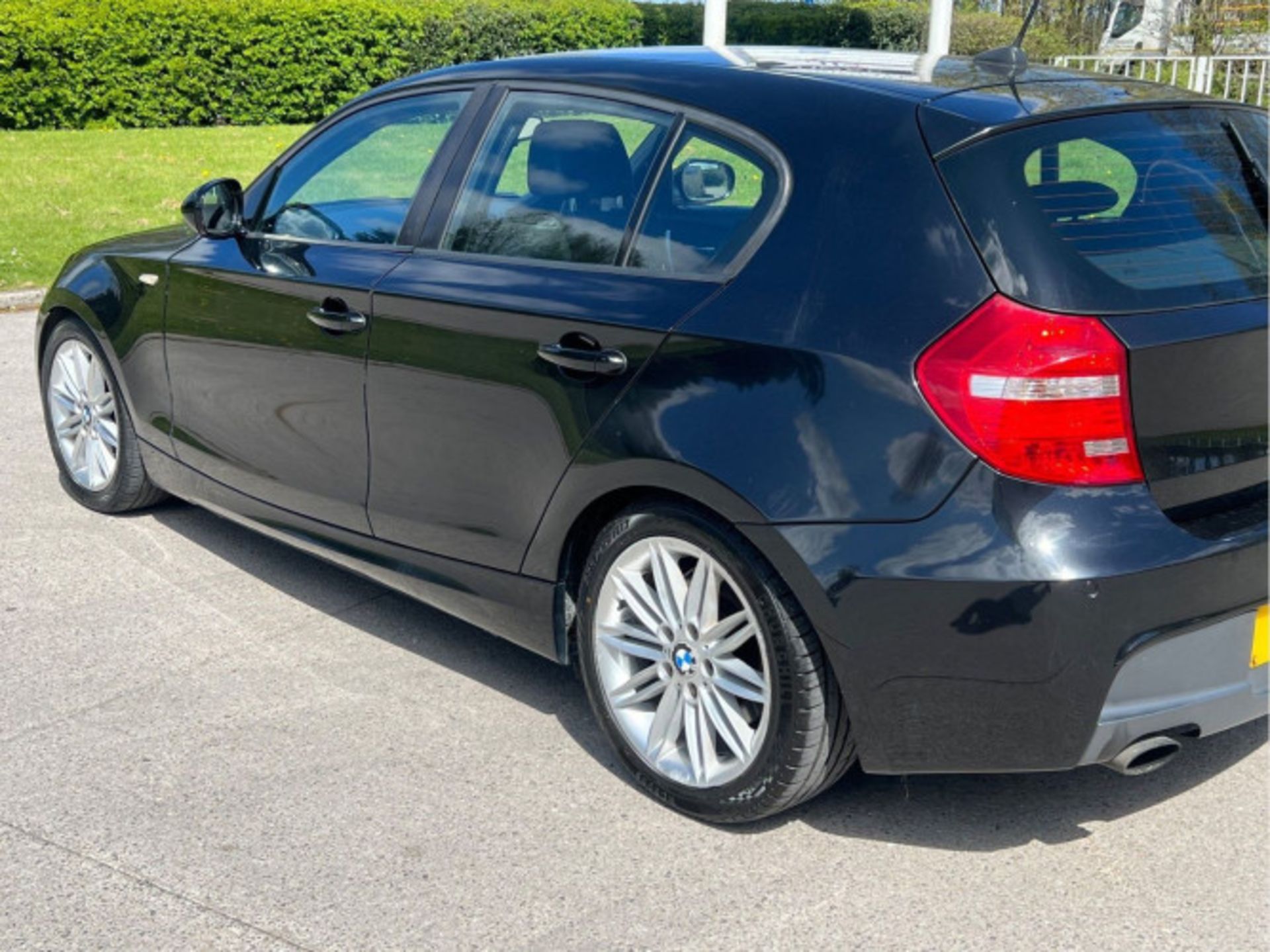 BMW 1 SERIES 2.0 118D M SPORT EURO 5 5DR (2010) - Image 50 of 58