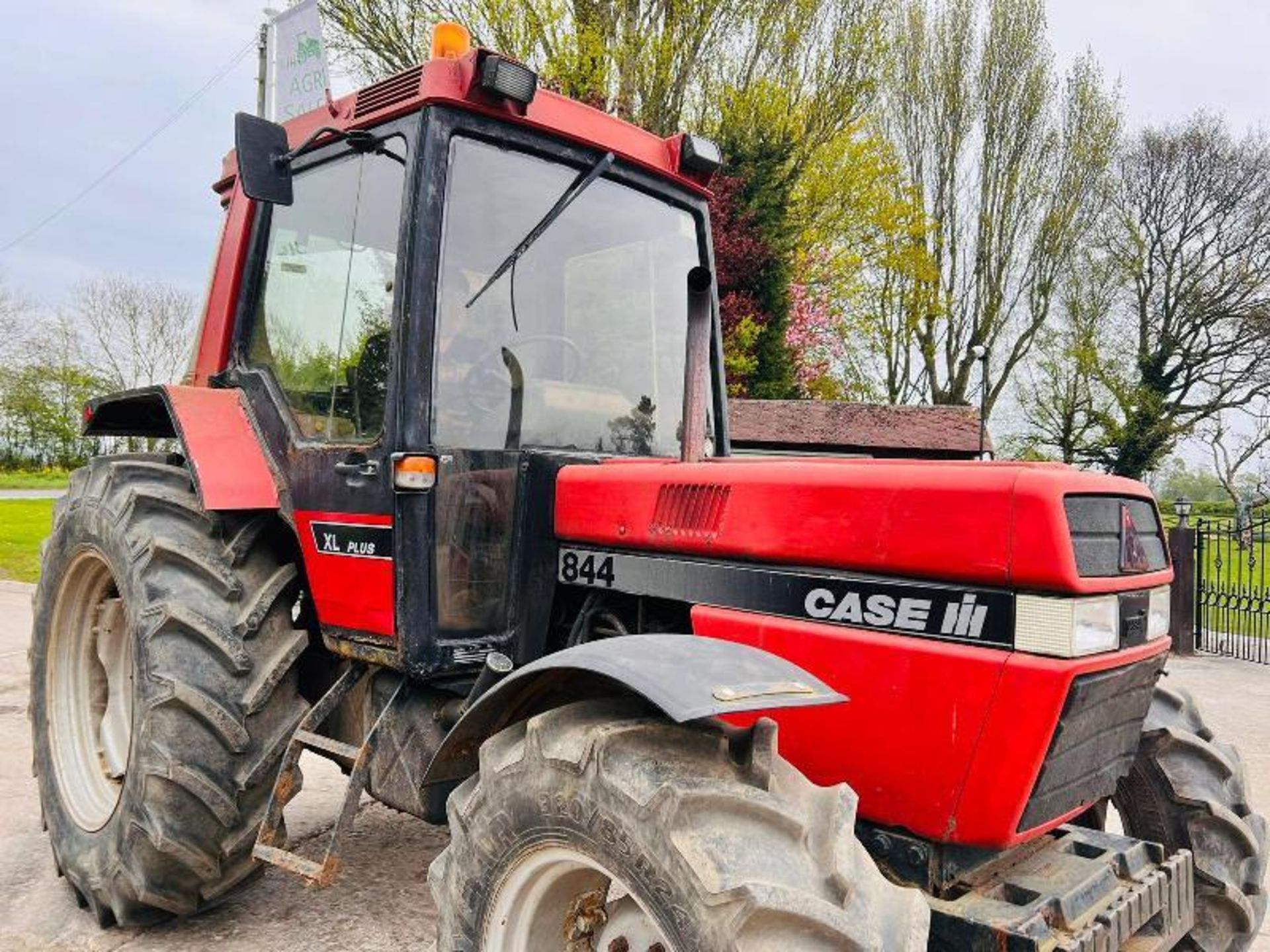 CASE 844XL PLUS 4WD TRACTOR C/W FULLY GLAZED CABIN - Image 6 of 15