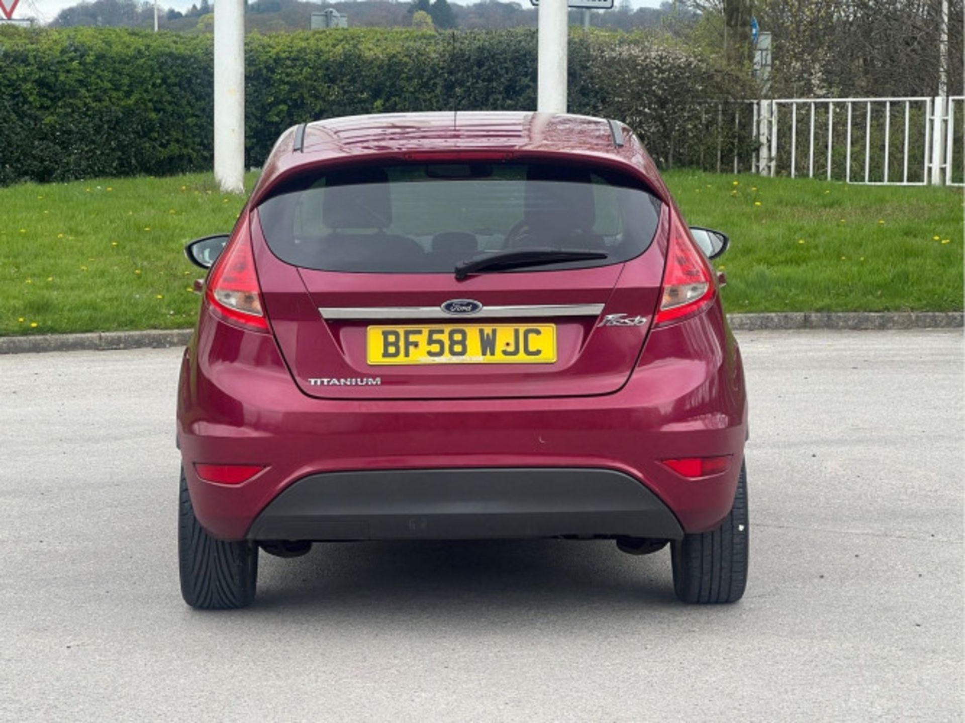 FORD FIESTA 1.6 TITANIUM 5DR (2008) - Image 13 of 75