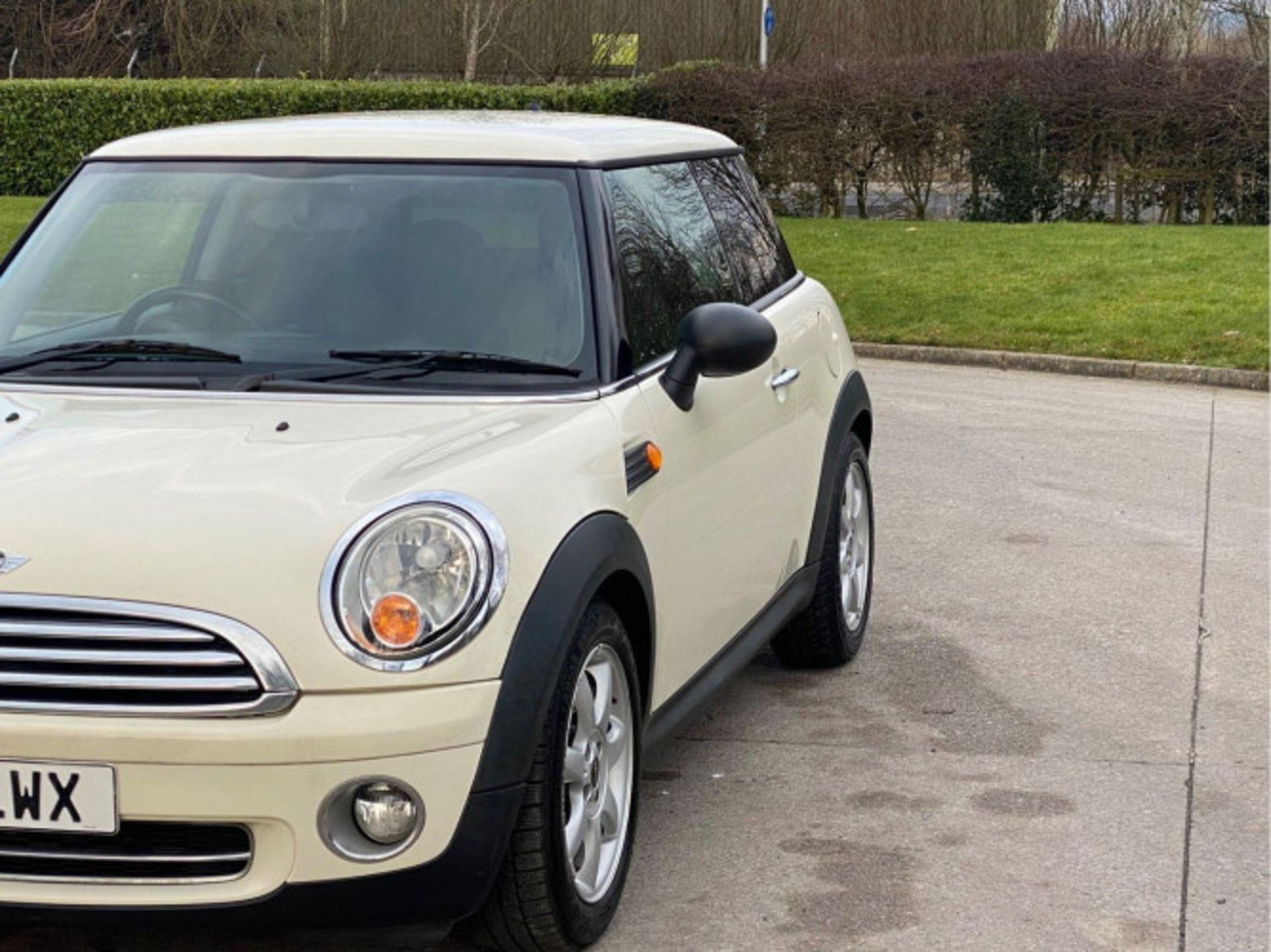 MINI HATCH 1.6 ONE STEPTRONIC EURO 5 3DR (2010) - Image 29 of 41