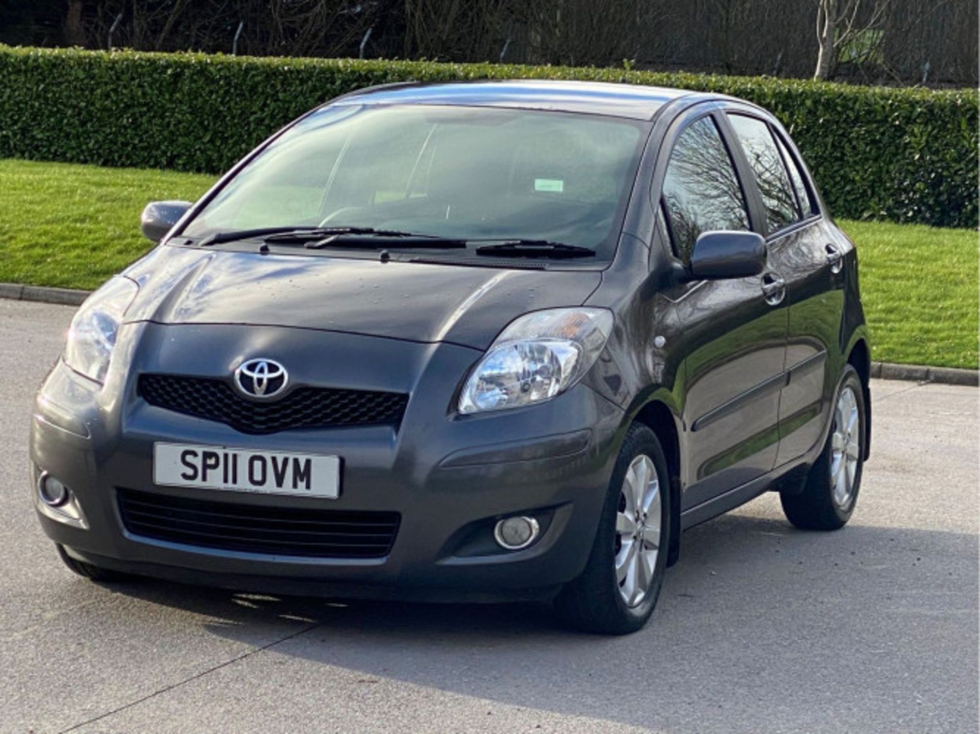 TOYOTA YARIS 1.33 DUAL VVT-I T SPIRIT EURO 5 (S/S) 5DR (2011) - Image 8 of 60