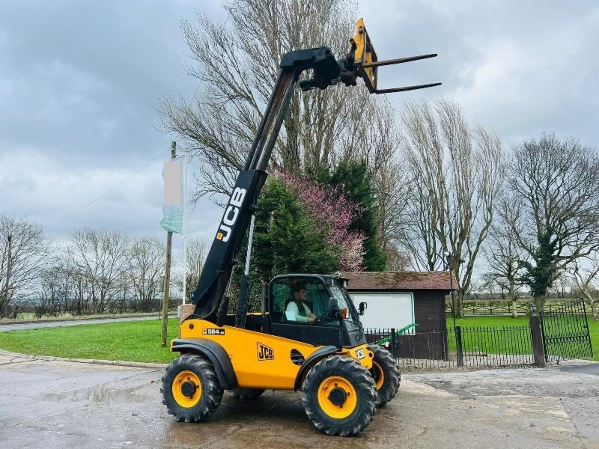 JCB 524-50 4WD TELEHANDLER C/W JOYSTICK CONTROL & PALLET TINES - Image 14 of 20