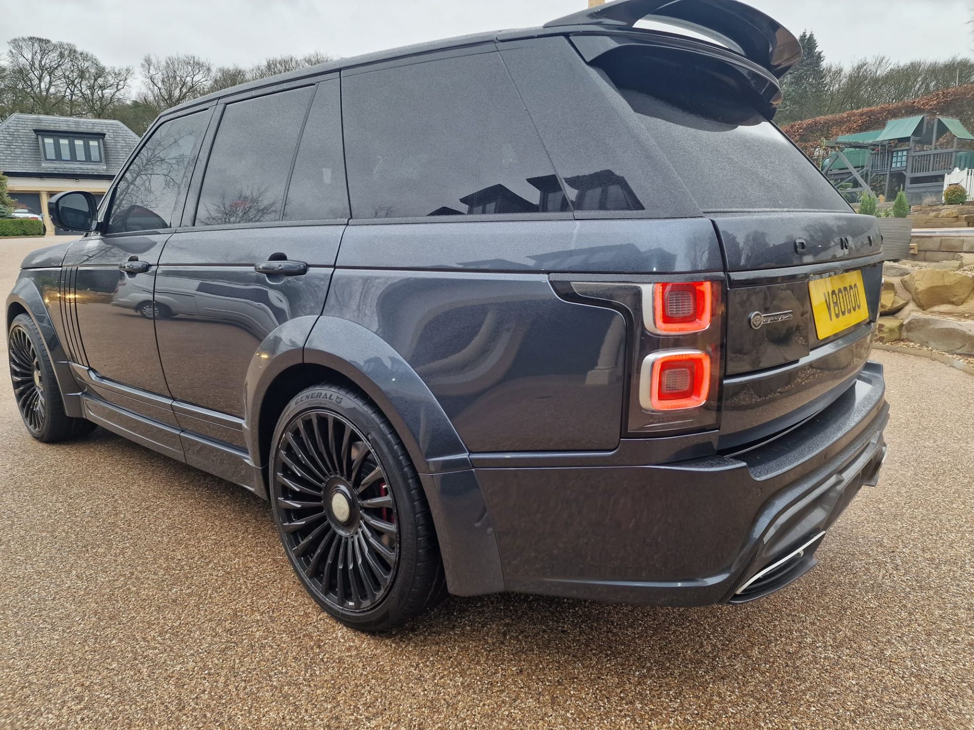 2018/68 RANGE ROVER SV AUTOBIOGRAPHY DYN V8 SC AUTO - £40K WORTH OF ONYX BODY KIT AND CONVERSION - Image 11 of 77