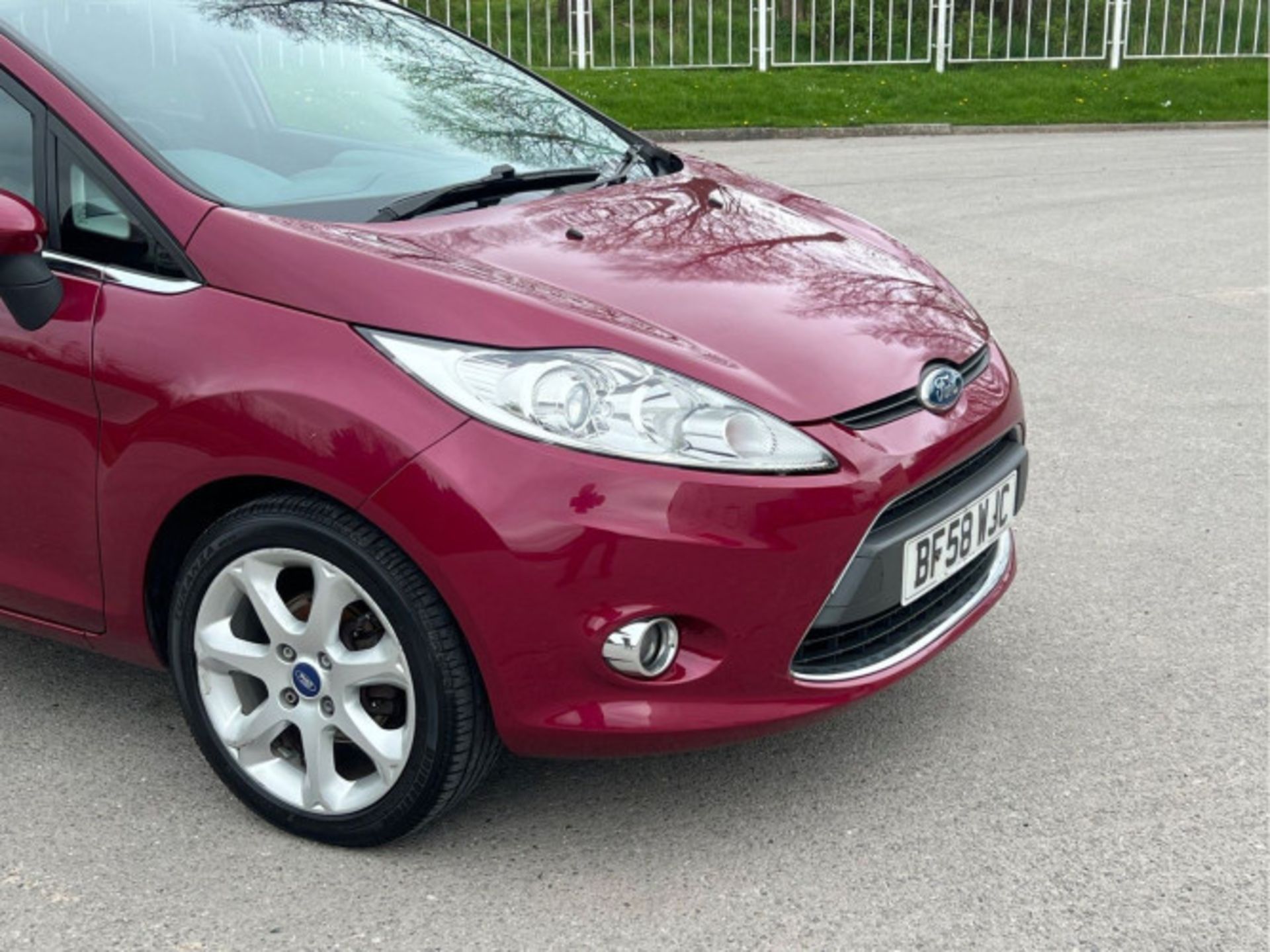 FORD FIESTA 1.6 TITANIUM 5DR (2008) - Image 43 of 75