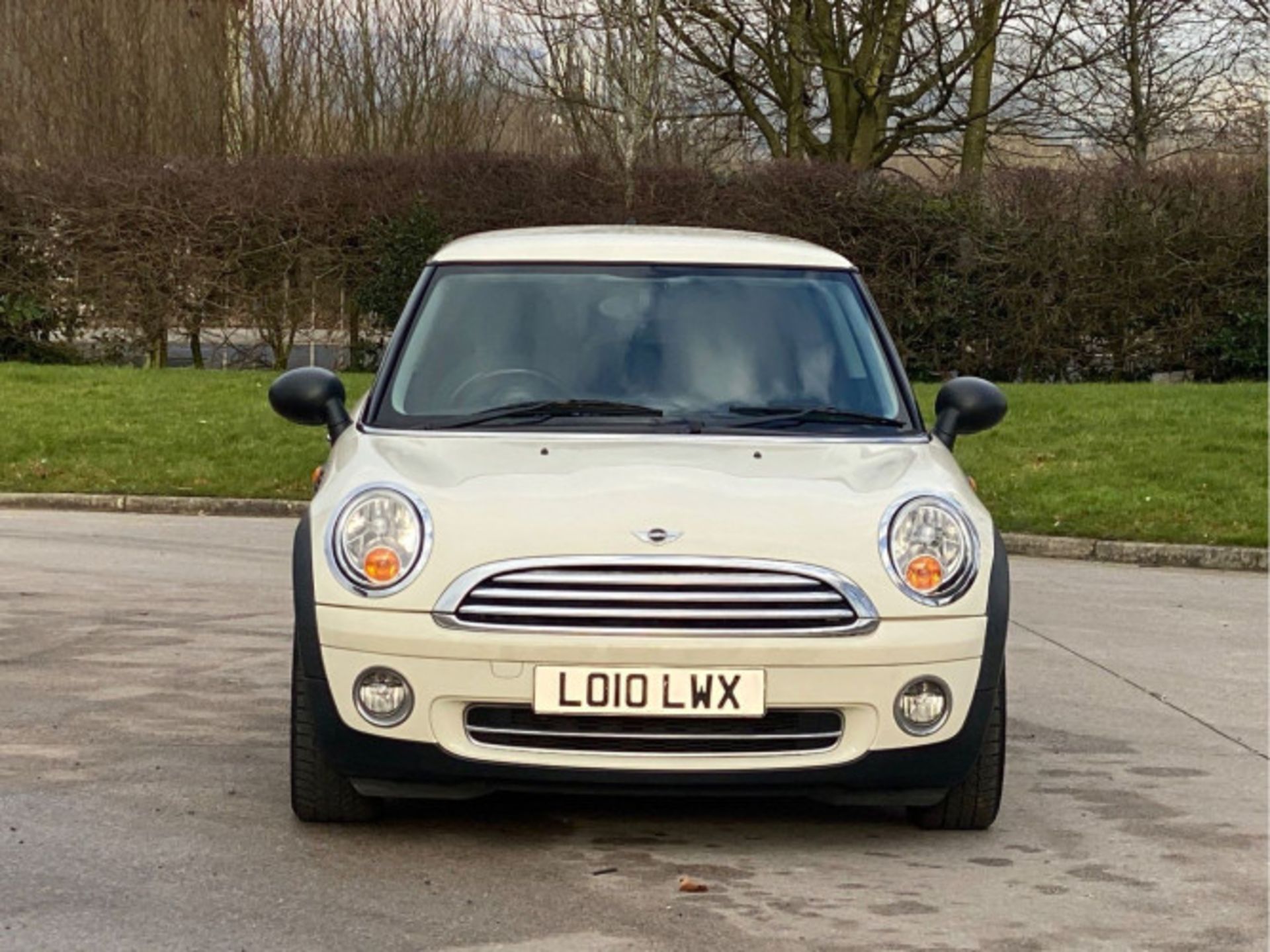 MINI HATCH 1.6 ONE STEPTRONIC EURO 5 3DR (2010) - Image 12 of 41