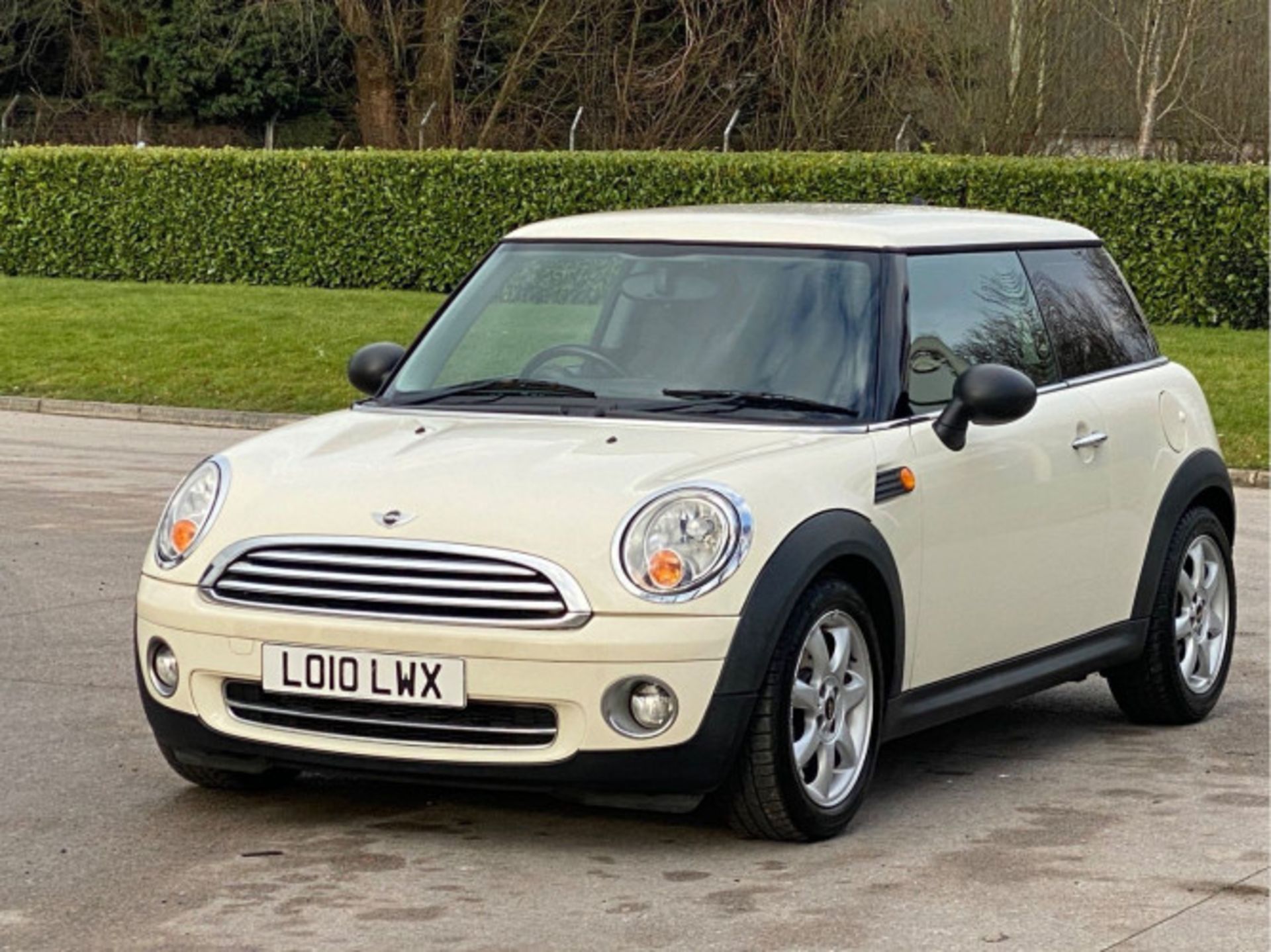 MINI HATCH 1.6 ONE STEPTRONIC EURO 5 3DR (2010) - Image 14 of 41