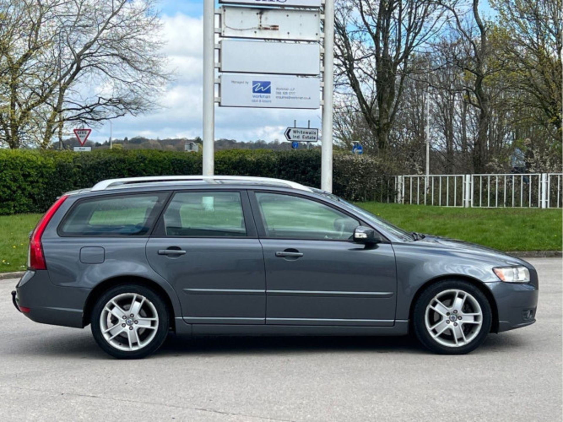 VOLVO V50 2.0D SE LUX EURO 4 5DR (2008) - Image 77 of 81