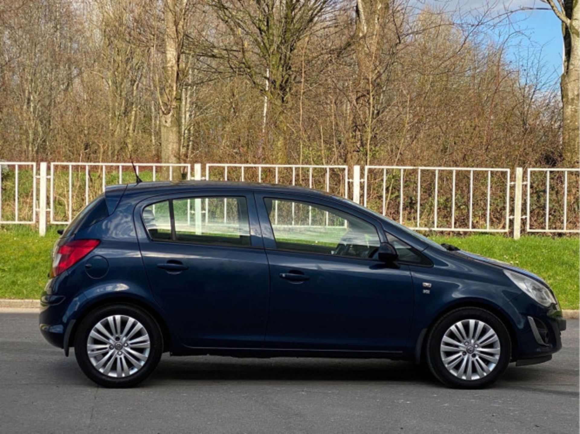 VAUXHALL CORSA 1.3 CDTI ECOFLEX EXCITE EURO 5 5DR (A/C) (2011) - Image 19 of 38