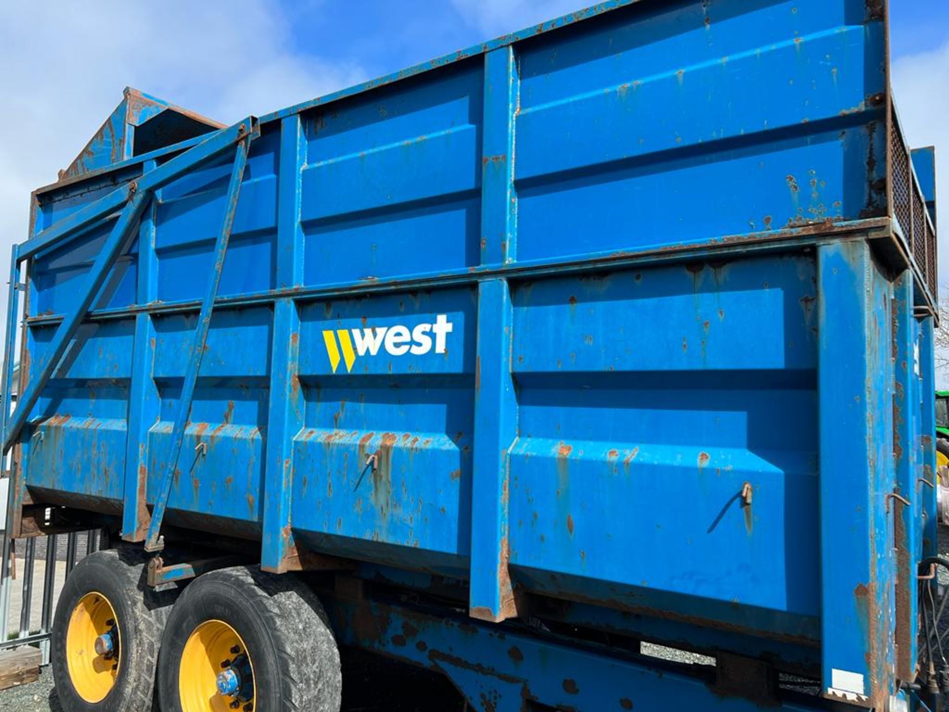 10TON WEST SILAGE TRAILER