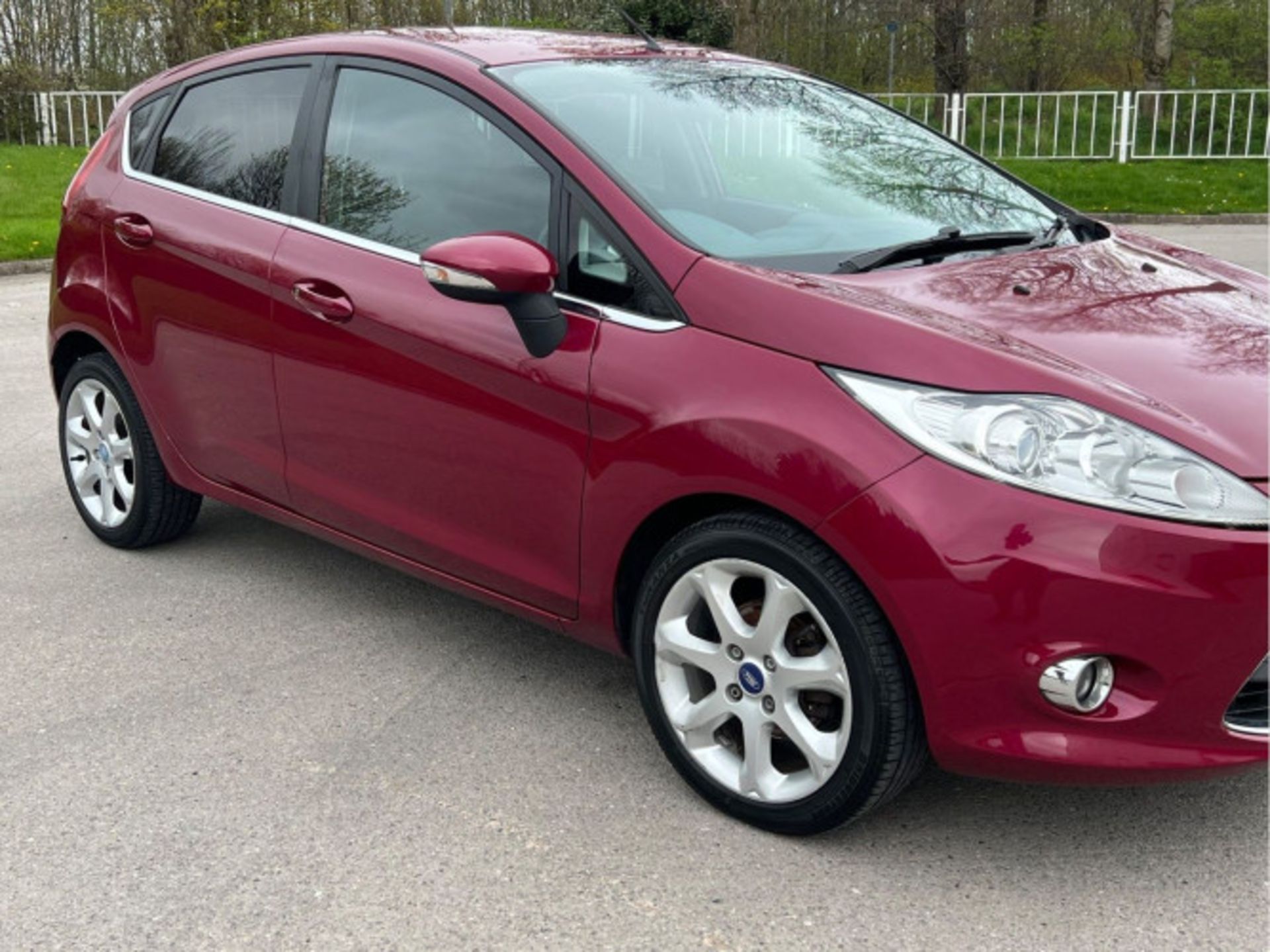 FORD FIESTA 1.6 TITANIUM 5DR (2008) - Image 6 of 75