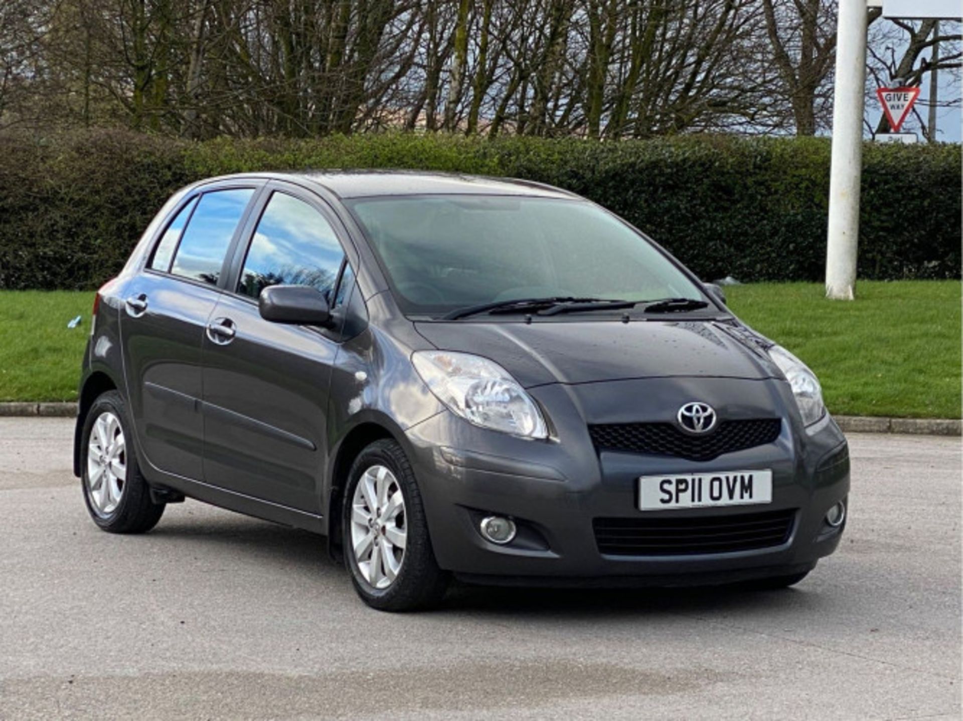 TOYOTA YARIS 1.33 DUAL VVT-I T SPIRIT EURO 5 (S/S) 5DR (2011) - Image 6 of 60