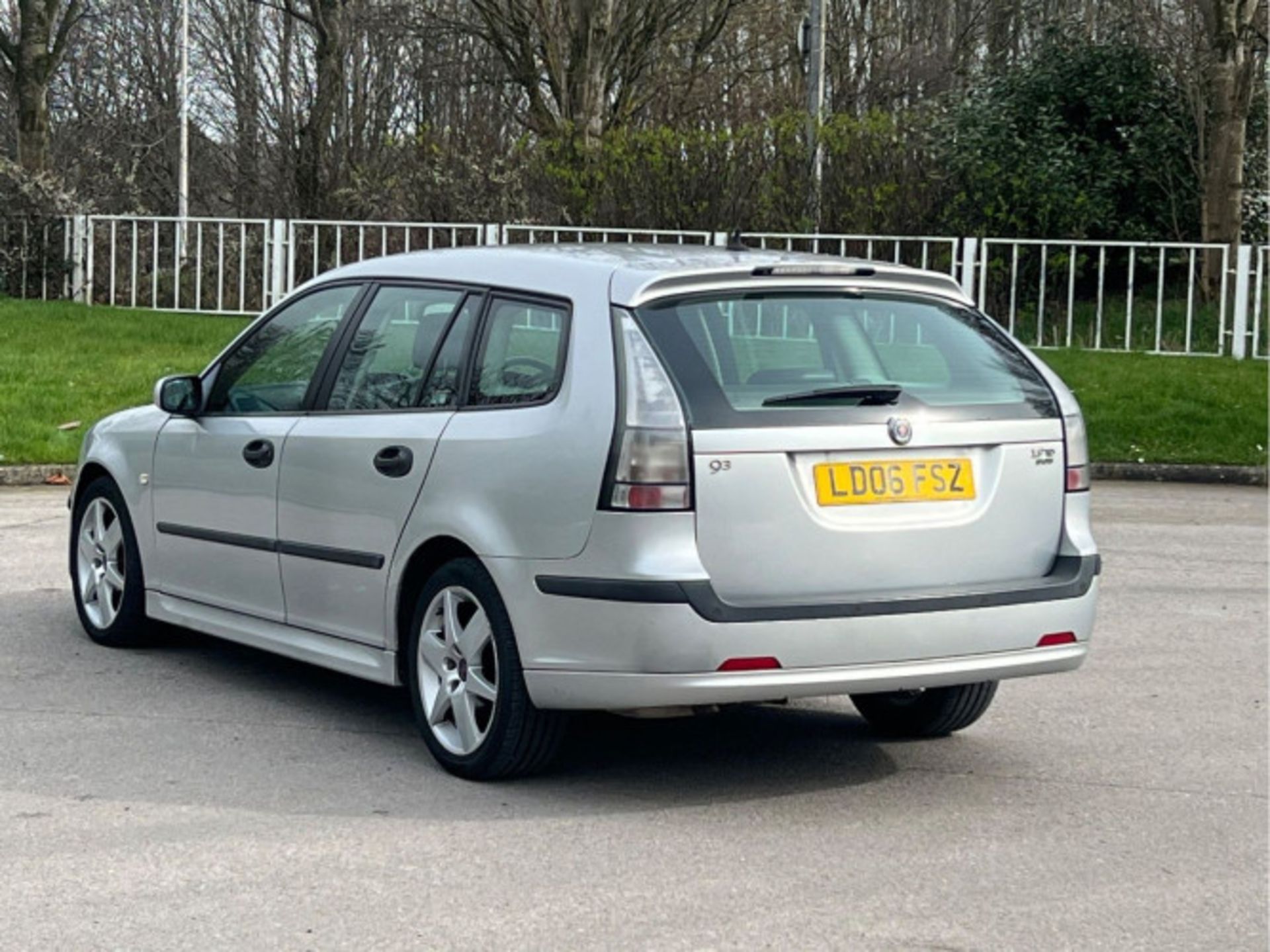 SAAB 9-3 1.9 TID VECTOR SPORT SPORTWAGON 5DR (2006) - Image 14 of 65