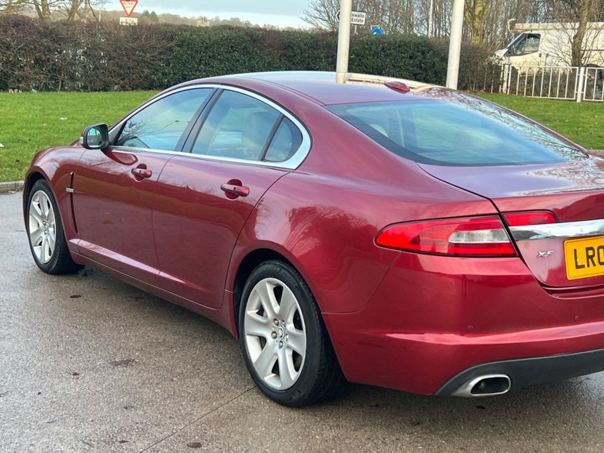 JAGUAR XF 82K MILES 2.7D V6 PREMIUM LUXURY AUTO EURO 4 4DR 2008 (08 REG) - Image 12 of 58