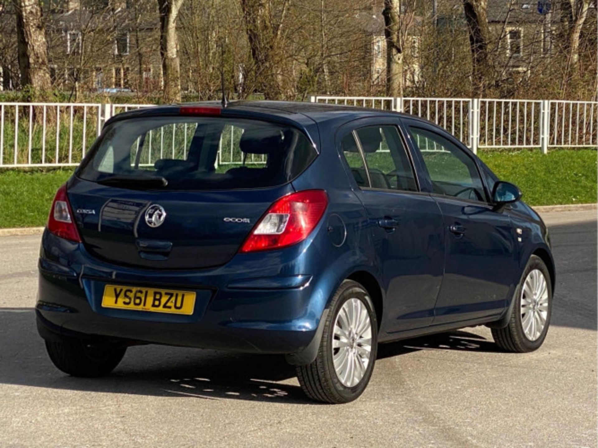 VAUXHALL CORSA 1.3 CDTI ECOFLEX EXCITE EURO 5 5DR (A/C) (2011) - Image 5 of 38