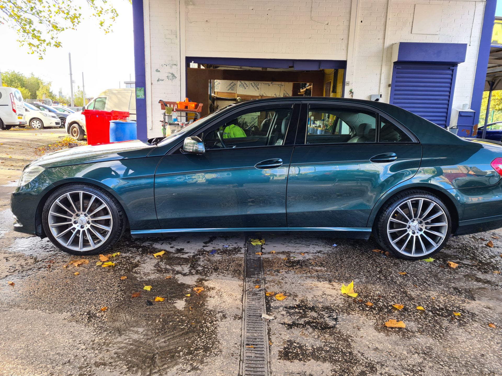 MERCEDES E350 AVANTG-DE CDI BLUECY S/SA 2012 - 40K MILES - - Image 3 of 9