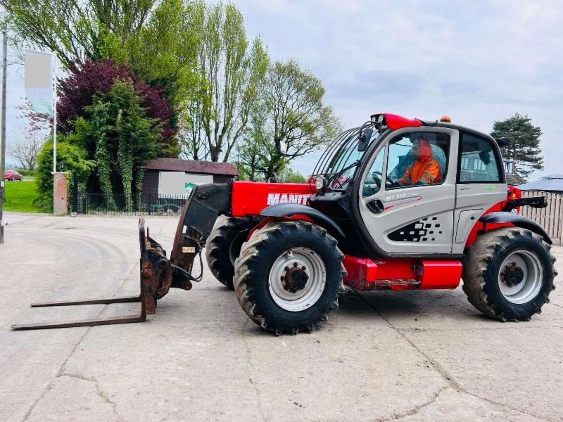 MANITOU MT835 EASY TURB0 4WD TELEHANDLER *YEAR 2019* C/W PALLET TINES - Image 13 of 19