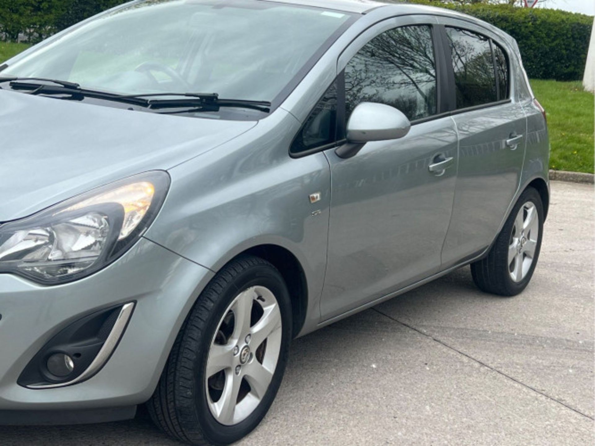 VAUXHALL CORSA 1.2I ECOFLEX 16V SXI EURO 5 (S/S) 5DR (2013) - Image 10 of 38