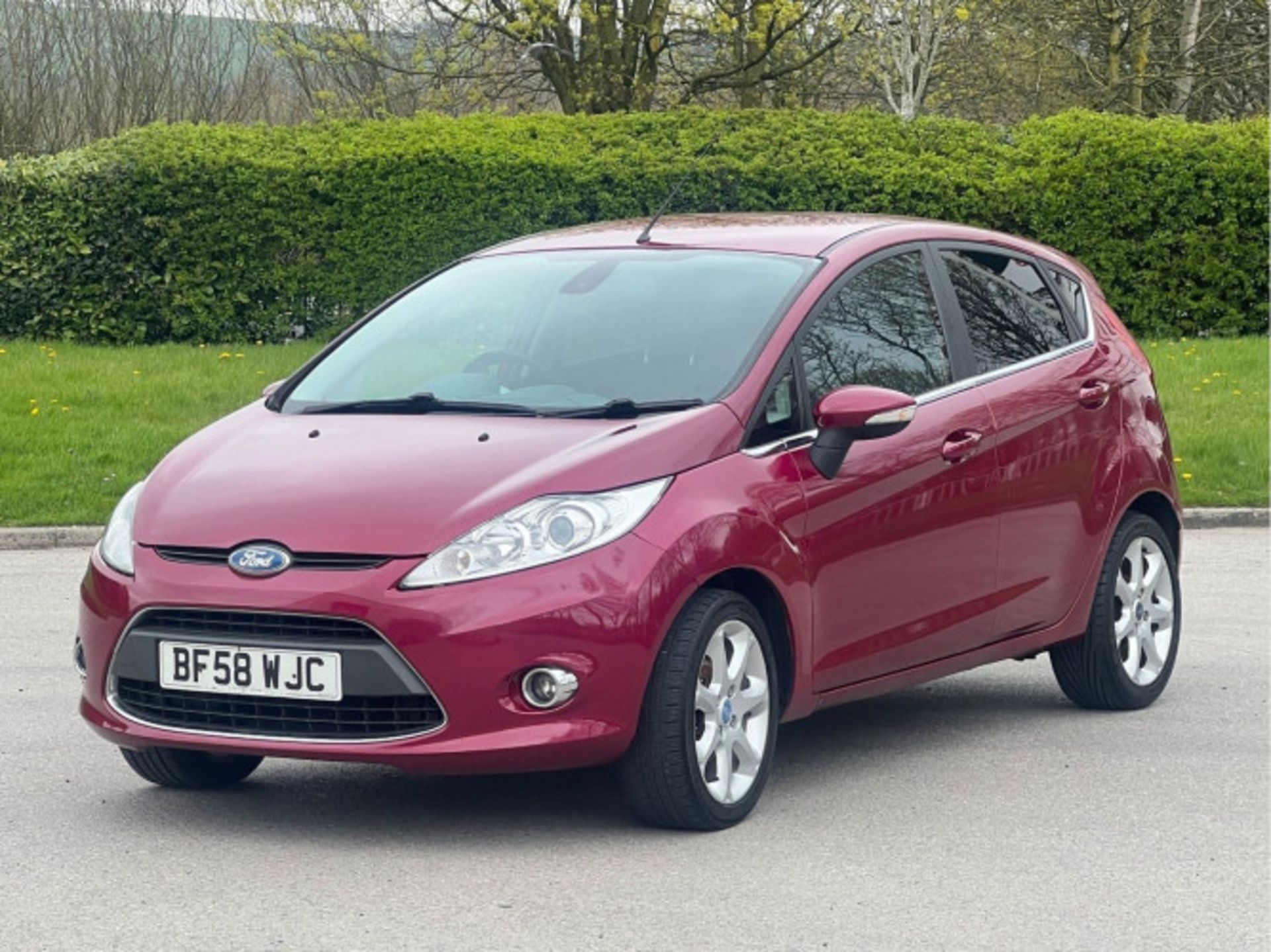 FORD FIESTA 1.6 TITANIUM 5DR (2008) - Image 10 of 75